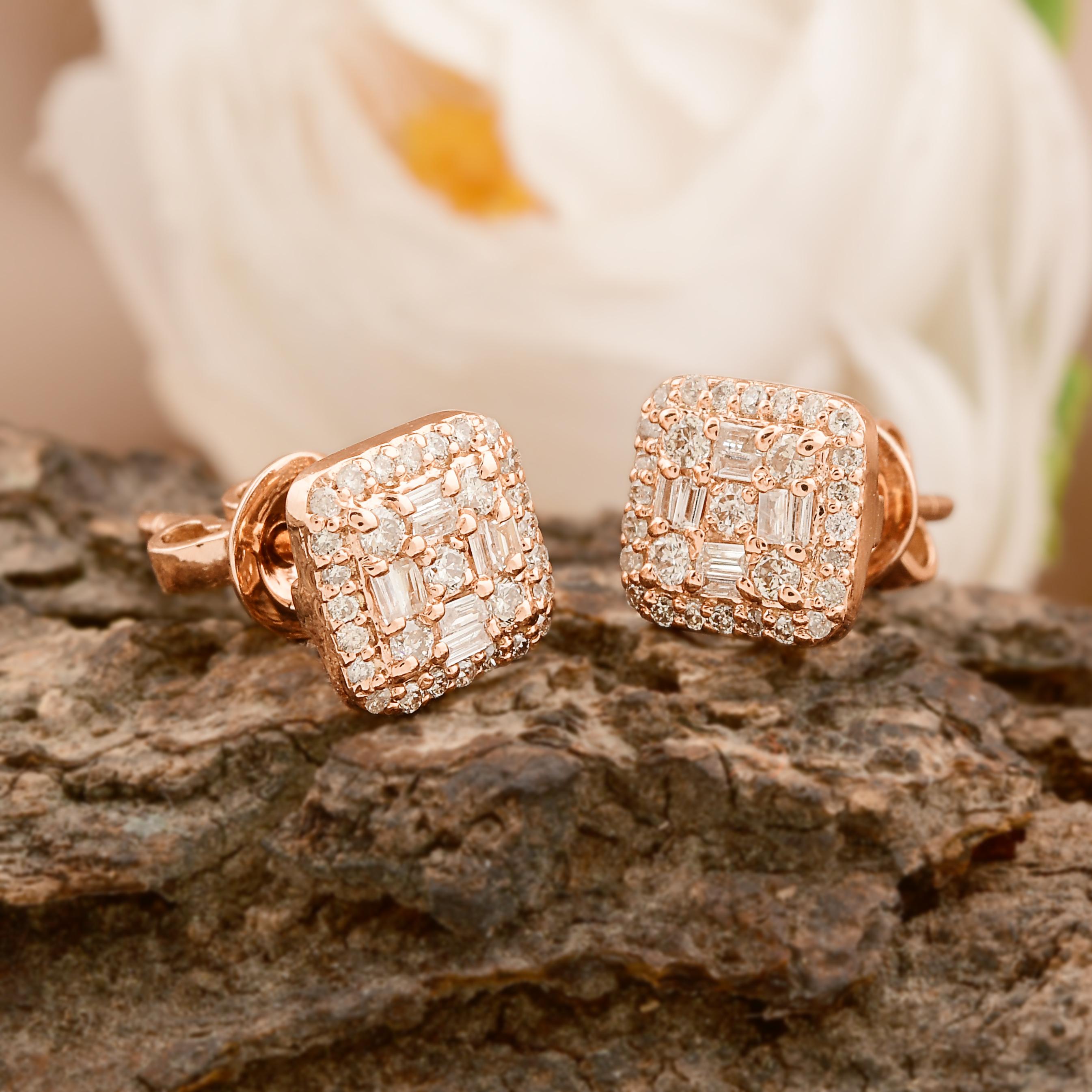 Item Code:- STE-1108J
Gross Weight :- 1.60 gm Approx
Solid 10k Rose Gold Weight :- 1.53 gm Approx
Natural Diamond Weight :- 0.35 ct. Approx ( AVERAGE DIAMOND CLARITY SI1-SI2 & COLOR H-I )
Earrings Size :- 8 mm approx.

✦