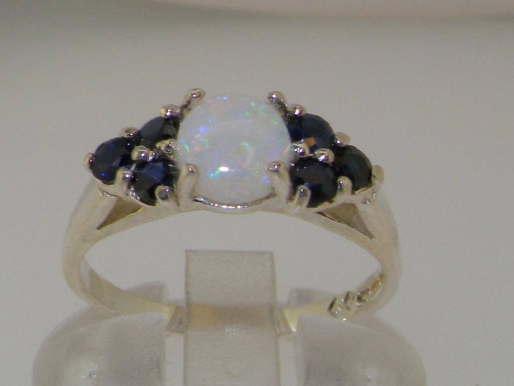 Im Angebot: Damen-Cluster-Ring aus massivem 10k Weißgold mit natürlichem Opal und Saphir, anpassbar () 3