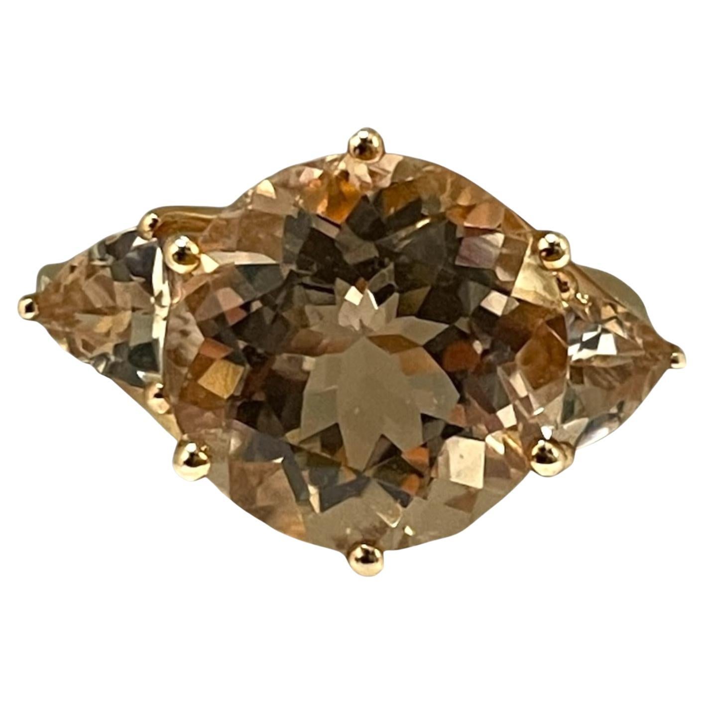Bague en or jaune massif et quartz roseâtre taille 6