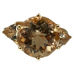 Bague en or jaune massif et quartz roseâtre taille 6