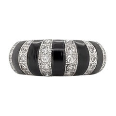 Solid 14 Karat White Gold Black Enamel and Genuine Diamond Ring 4.5g