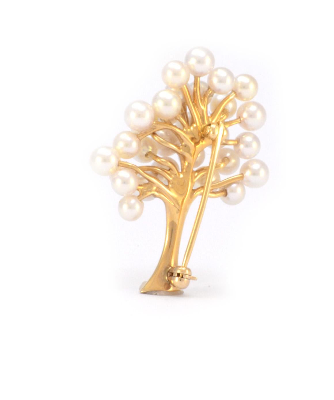 Solid 14 Karat Yellow Gold Genuine Pearl Tree Pin In Excellent Condition In Manchester, NH