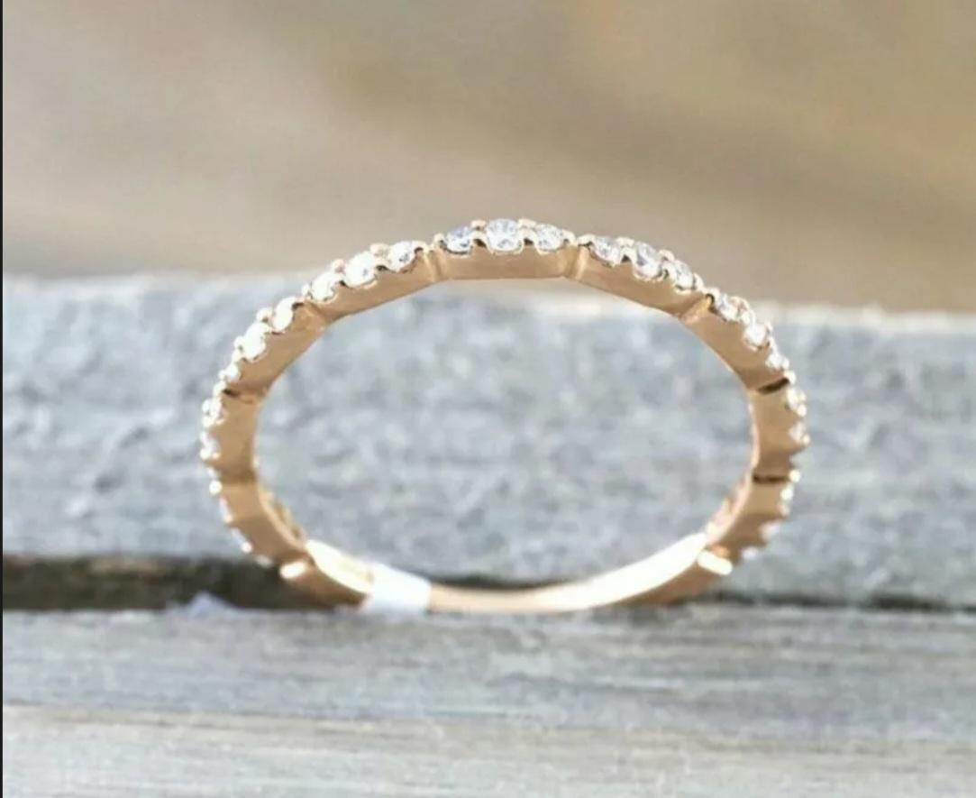 Anello nuziale in oro massiccio 14k con diamante per l'eternità Anello d'oro per l'anniversario Regalo di gioielli. In condizioni Nuovo in vendita a Chicago, IL