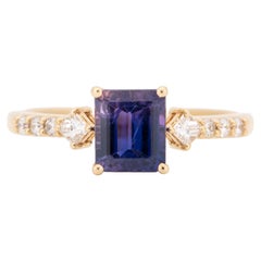 Solid 14K Gold Engagement Ring with 1.32ct Bi-Color Blue Purple Sapphire R6816