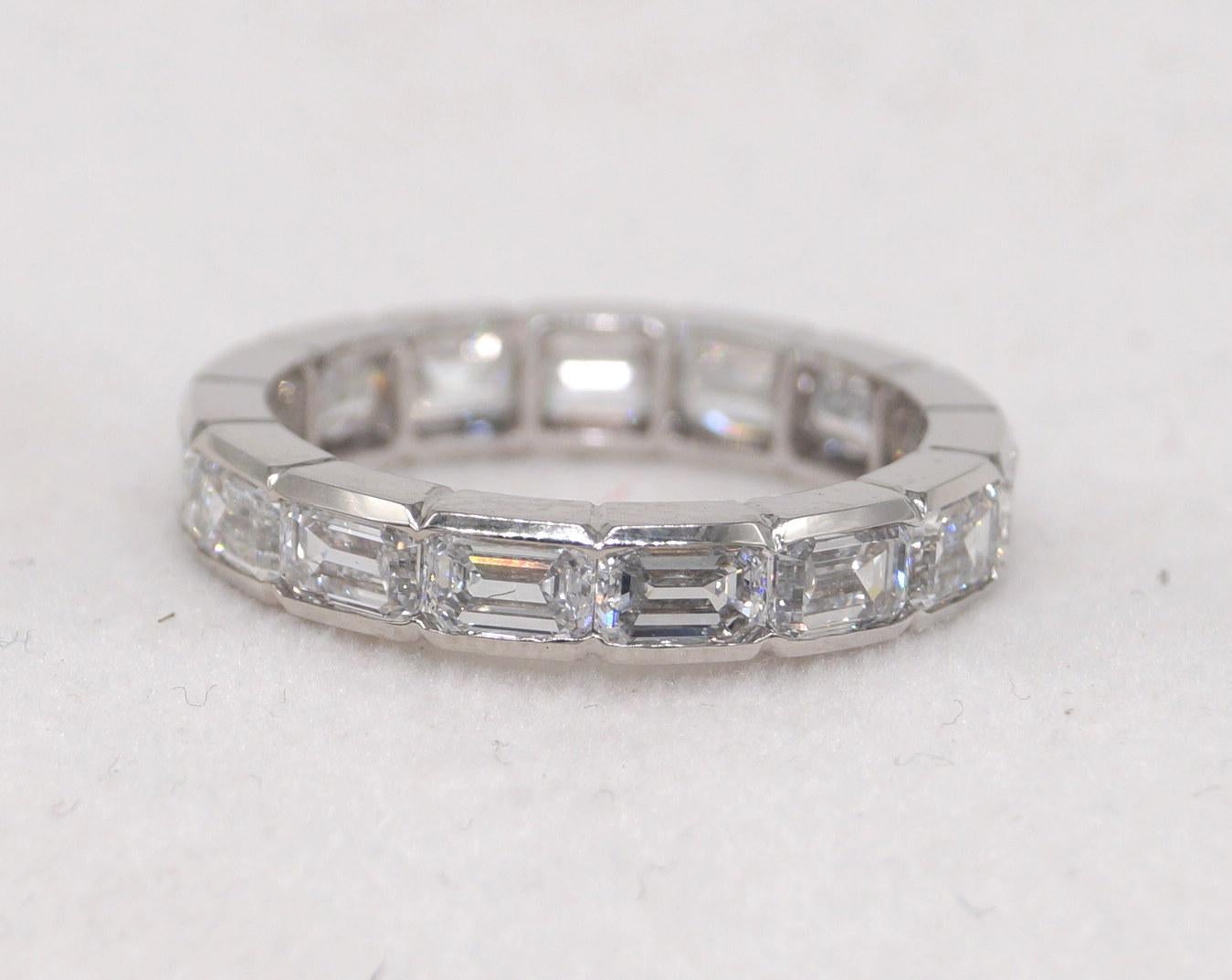 Romain classique Solitaire en or 14K diamant moissanite anneau d'éternité anneau de mariage en vente
