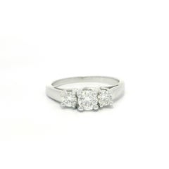 Solid 14k White Gold 0.60ctw Round Diamond 3 Stone Engagement Ring