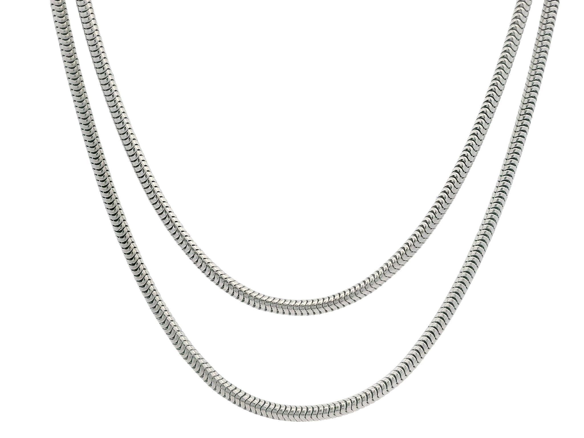 Collier à maillons soyeux en or blanc massif 14k, long serpent arrondi de 24 pouces en vente 1