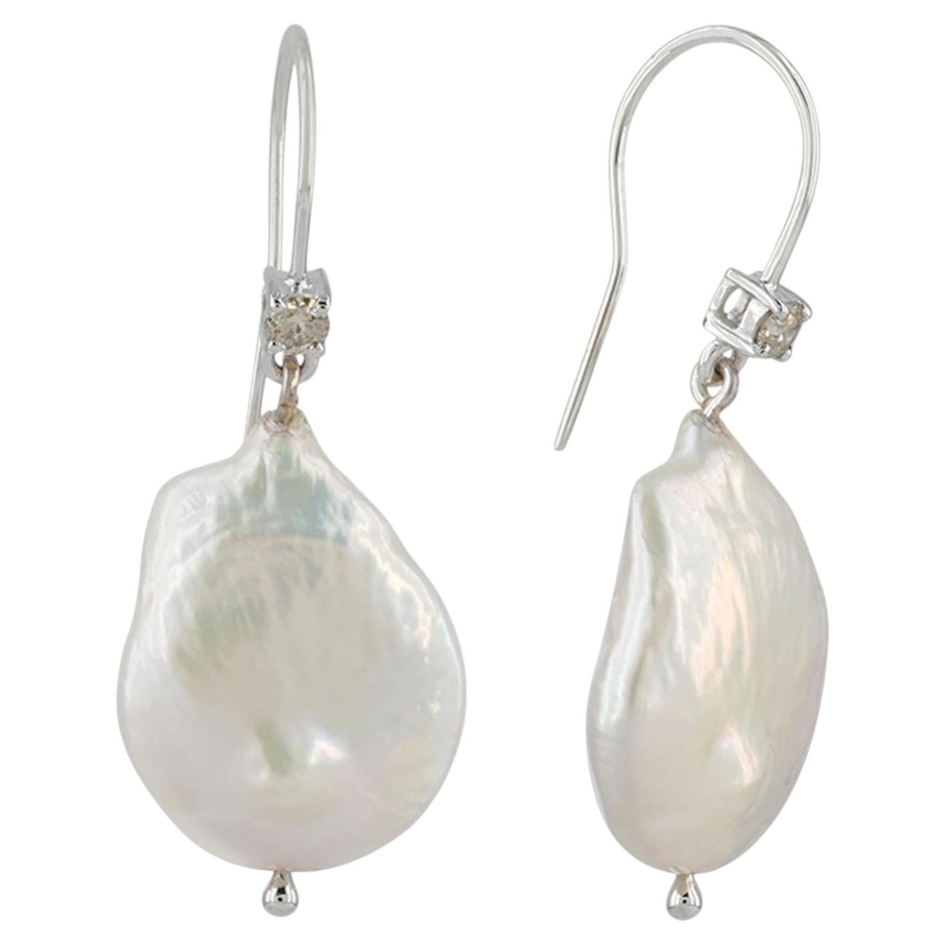 Solid 14k White Gold Natural Diamond Mother of Pearl Earrings Fine Jewelry For Sale
