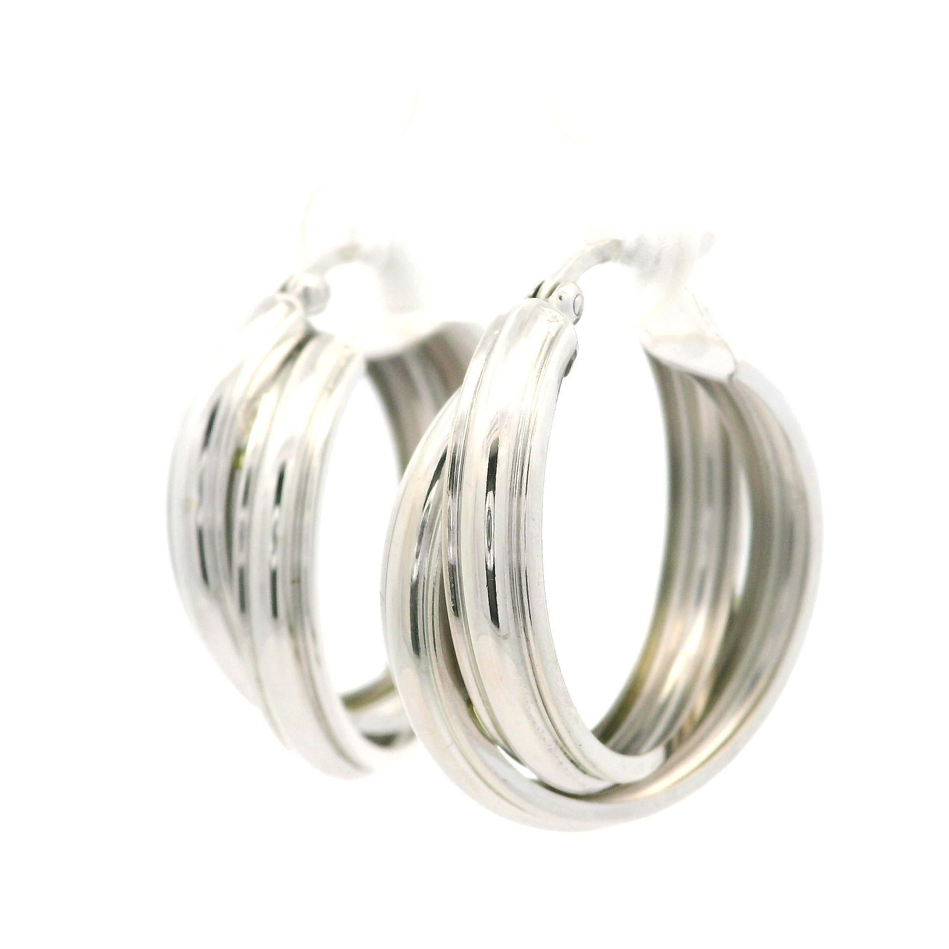 Solid 14k White Gold Polished Overlapping Dual Hoop Stack Look Snap Earrings in vendita 4