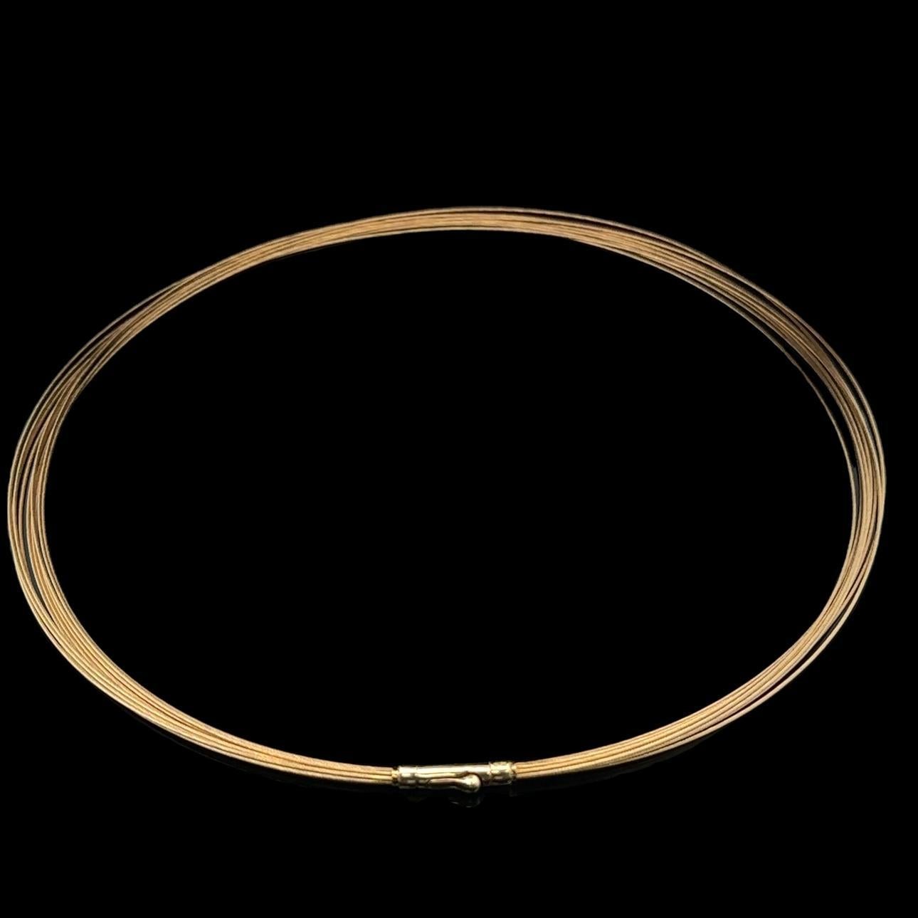 Collier flexible à 10 rangs de câbles en or jaune massif 14 carats Pour femmes en vente