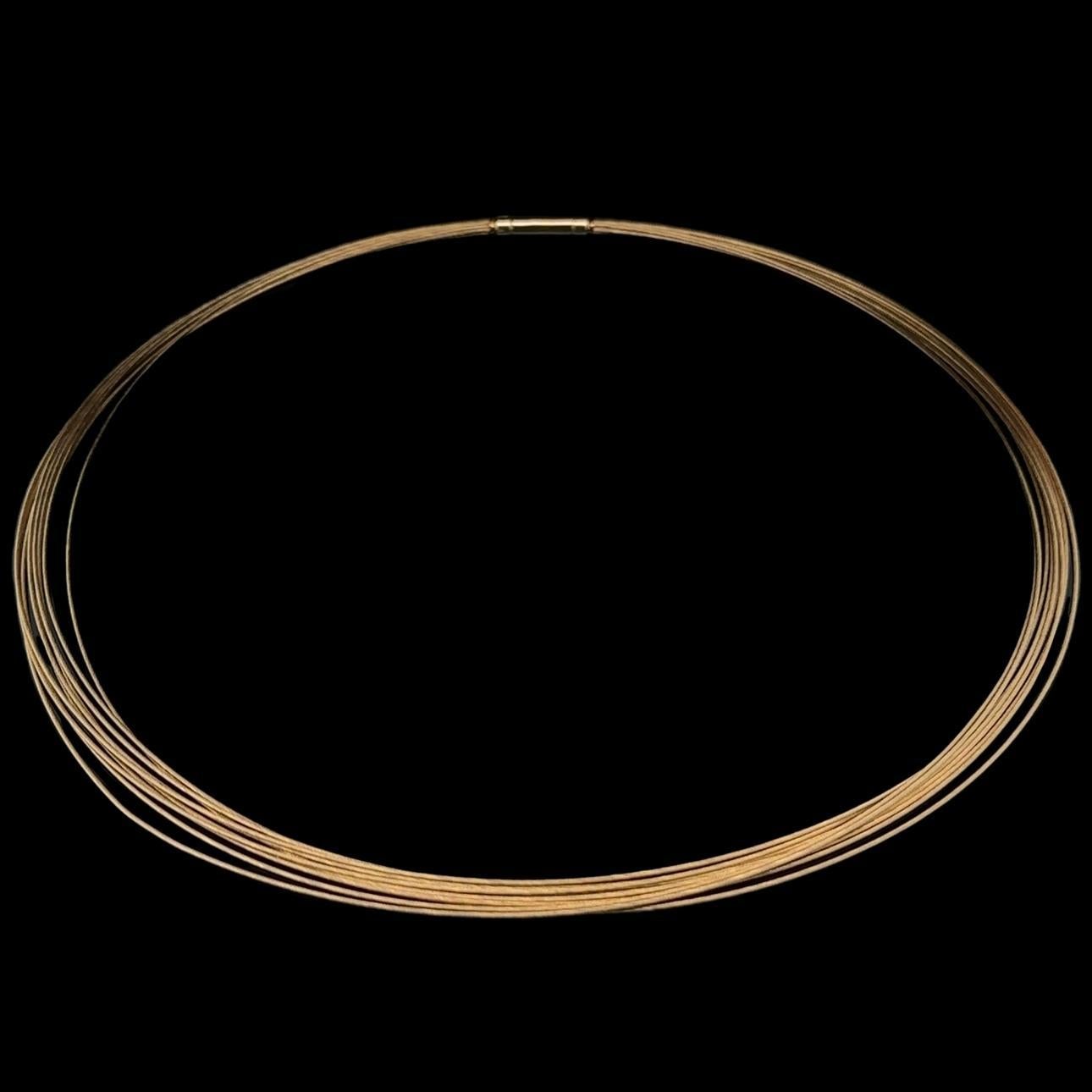 Collier flexible à 10 rangs de câbles en or jaune massif 14 carats en vente 1