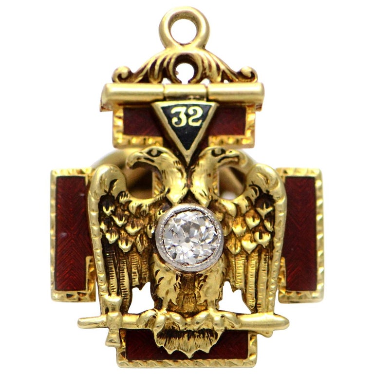 Solid 14 Karat Gold 32nd Masonic, Genuine Diamond and Enamel Pendant, 6