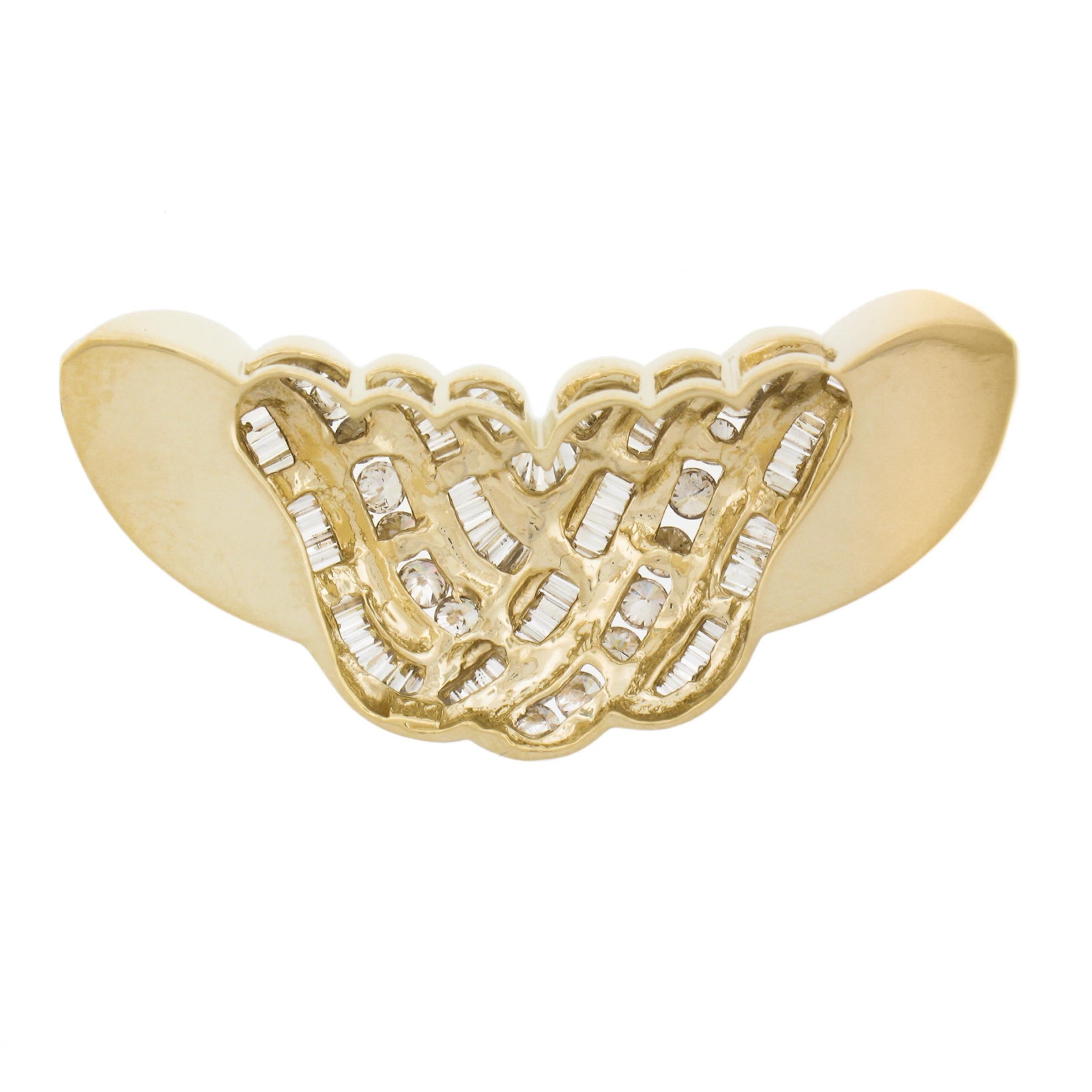 Solid 14K Yellow Gold 3ctw Baguette Cut Diamond Channel Set Large Slide Pendant (Baguetteschliff) im Angebot