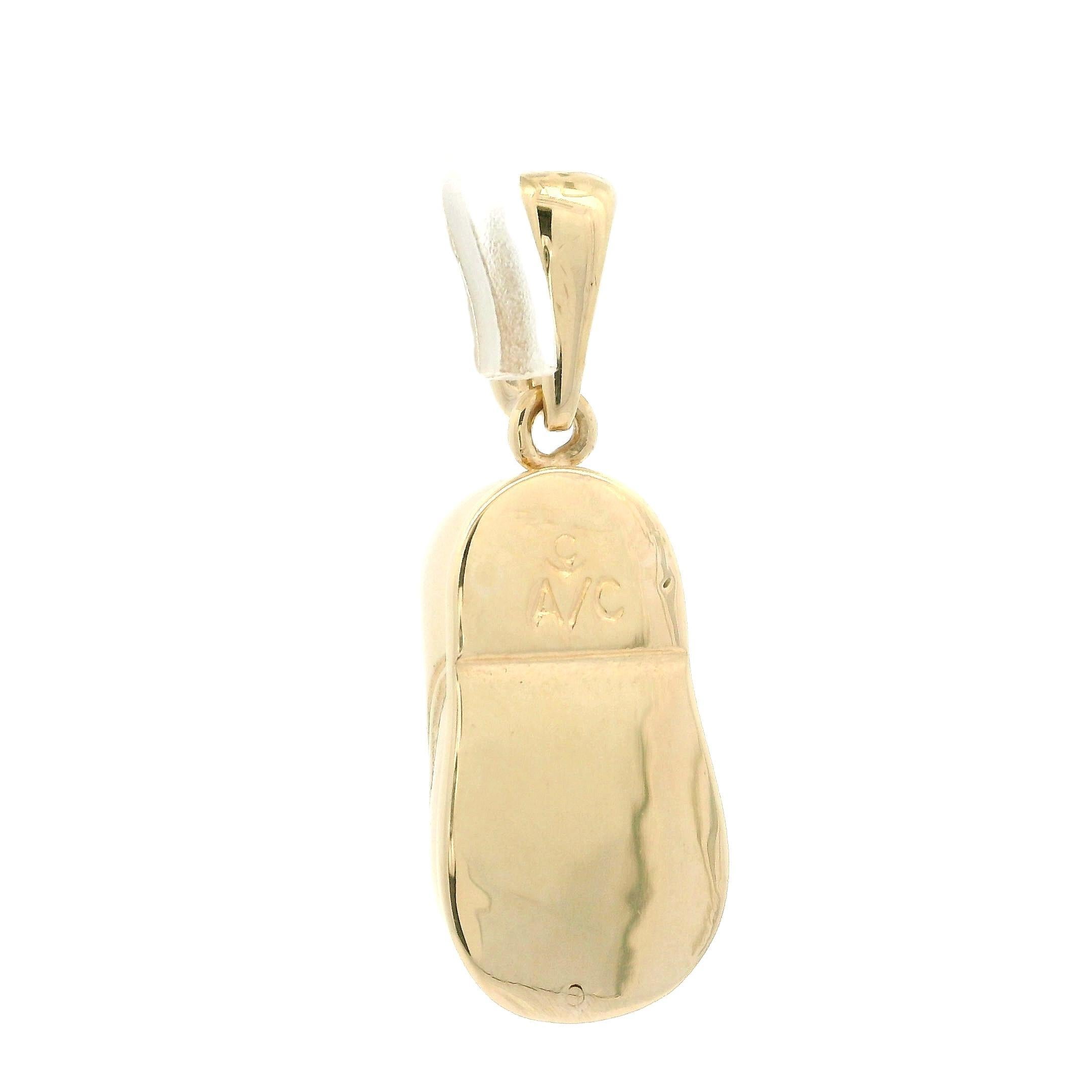 Pendentif breloque Lucky Shoe en or jaune massif 14 carats avec clous en vente 3