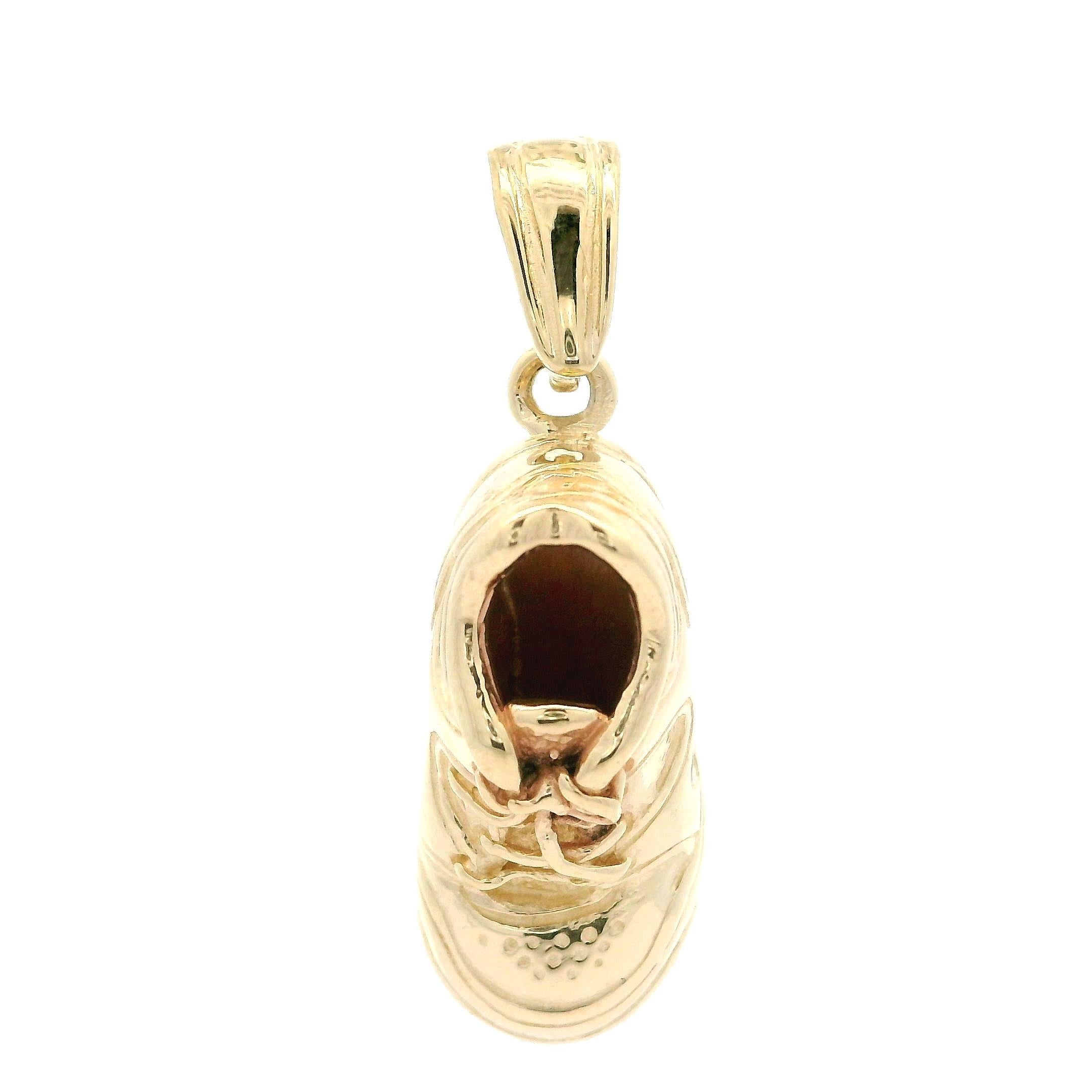 Pendentif breloque Basket Lucky en or jaune massif 14 carats avec clous Unisexe en vente