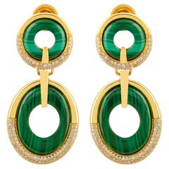 Pendants d
oreilles en or jaune massif 14 carats avec malachite et diamants pavés