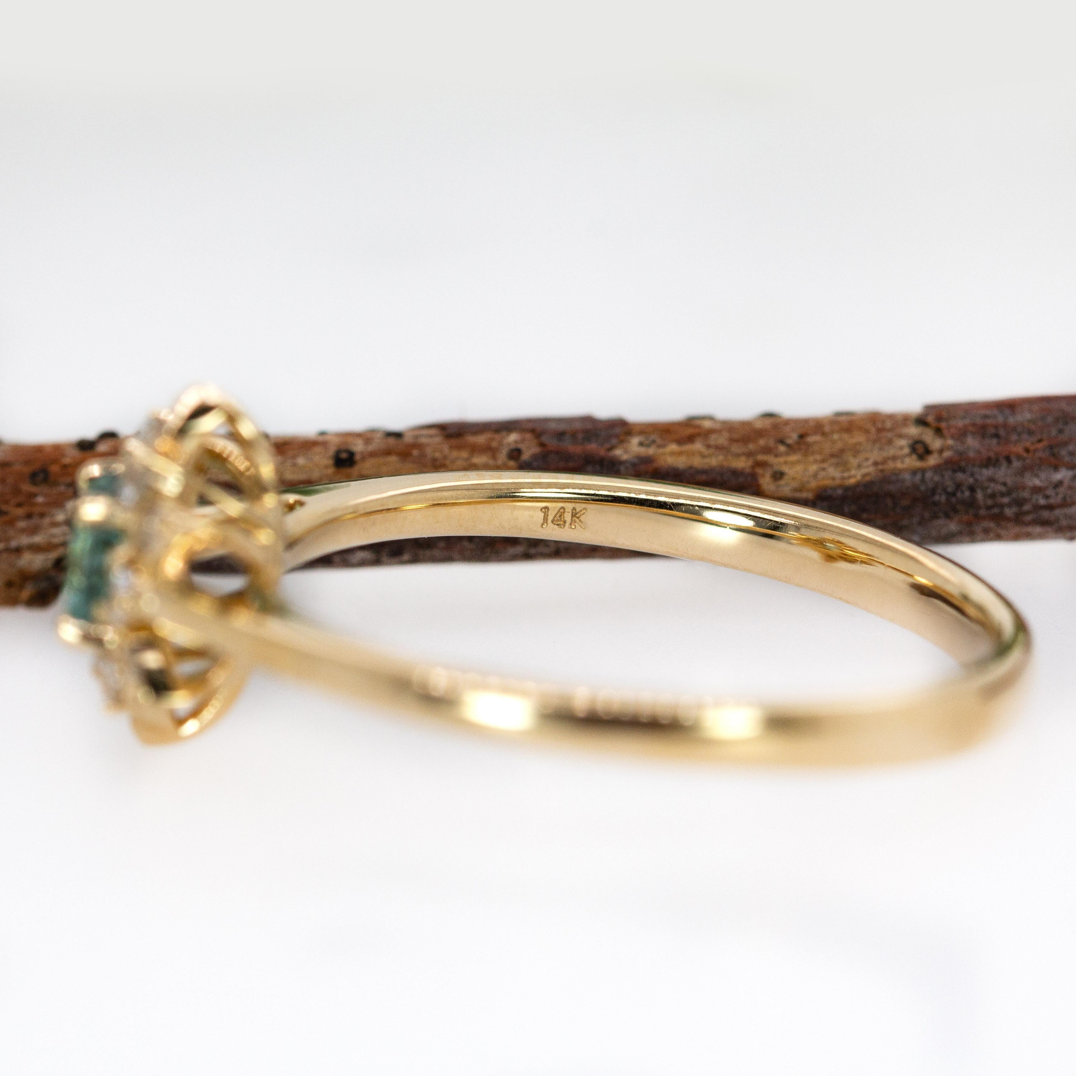 Bague en or jaune 14K Tourmaline Paraiba avec accents de diamants naturels en vente 1