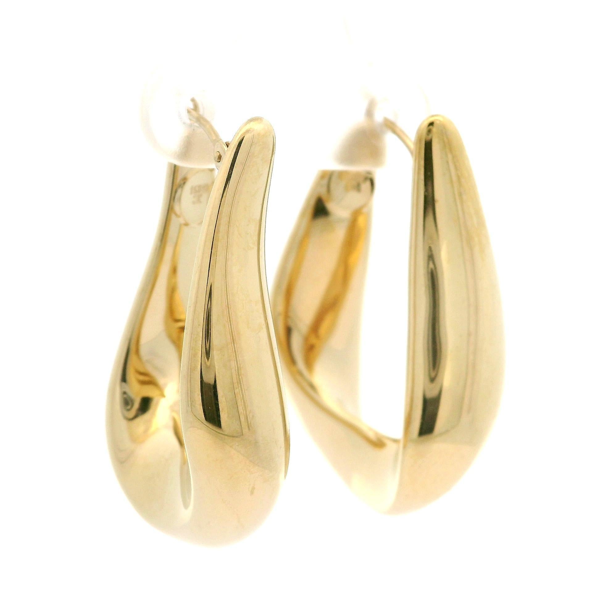 Boucles d'oreilles classiques en or jaune 14k massif, finition polie Excellent état - En vente à Montclair, NJ