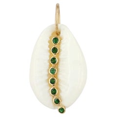 Solid 14k Yellow Gold Shell Charm Pendant Natural Emerald Gemstone Fine Jewelry