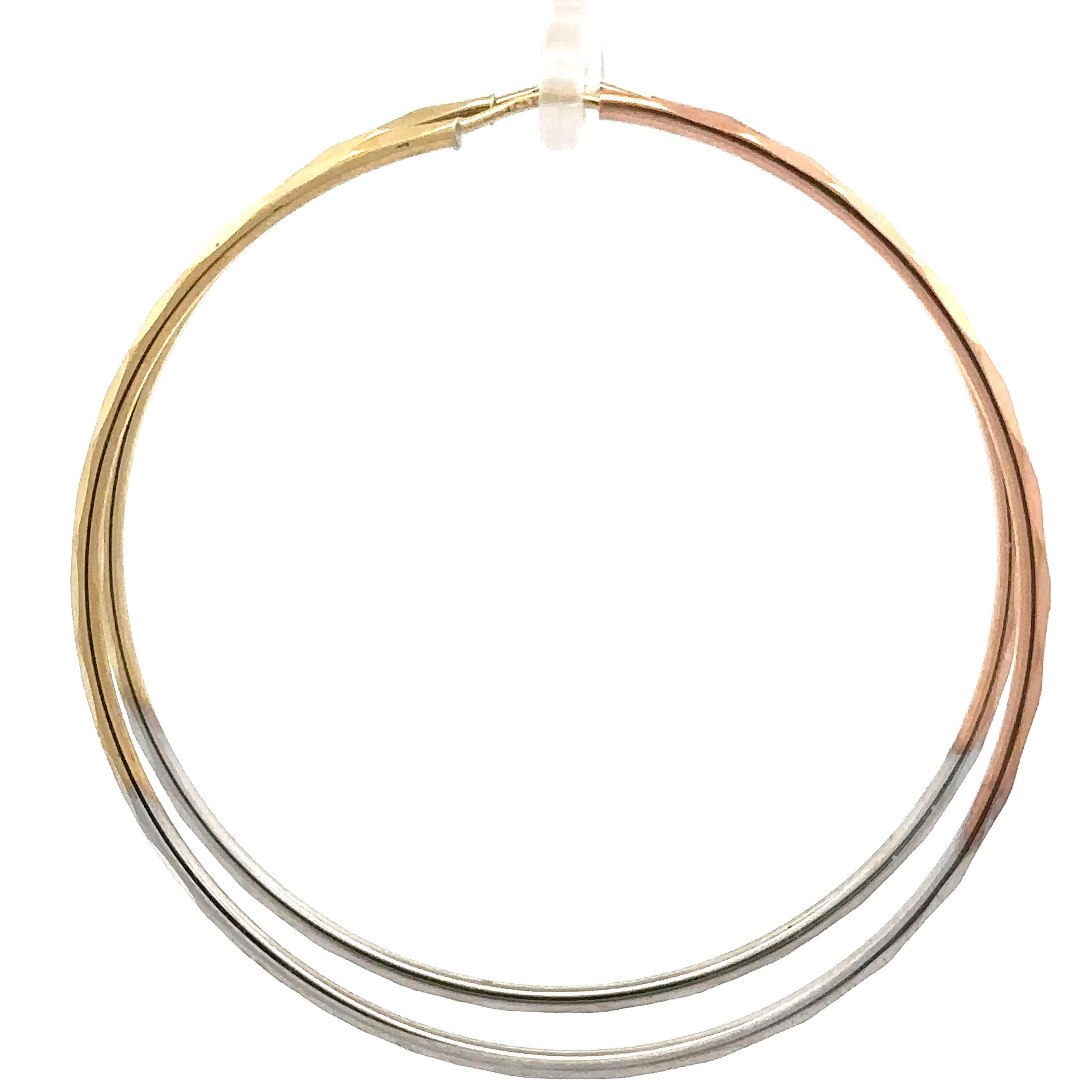 Material: Oro amarillo rosa y blanco macizo de 14 quilates
Peso: 6,4 gramos
Diámetro total: 58 mm (2,31