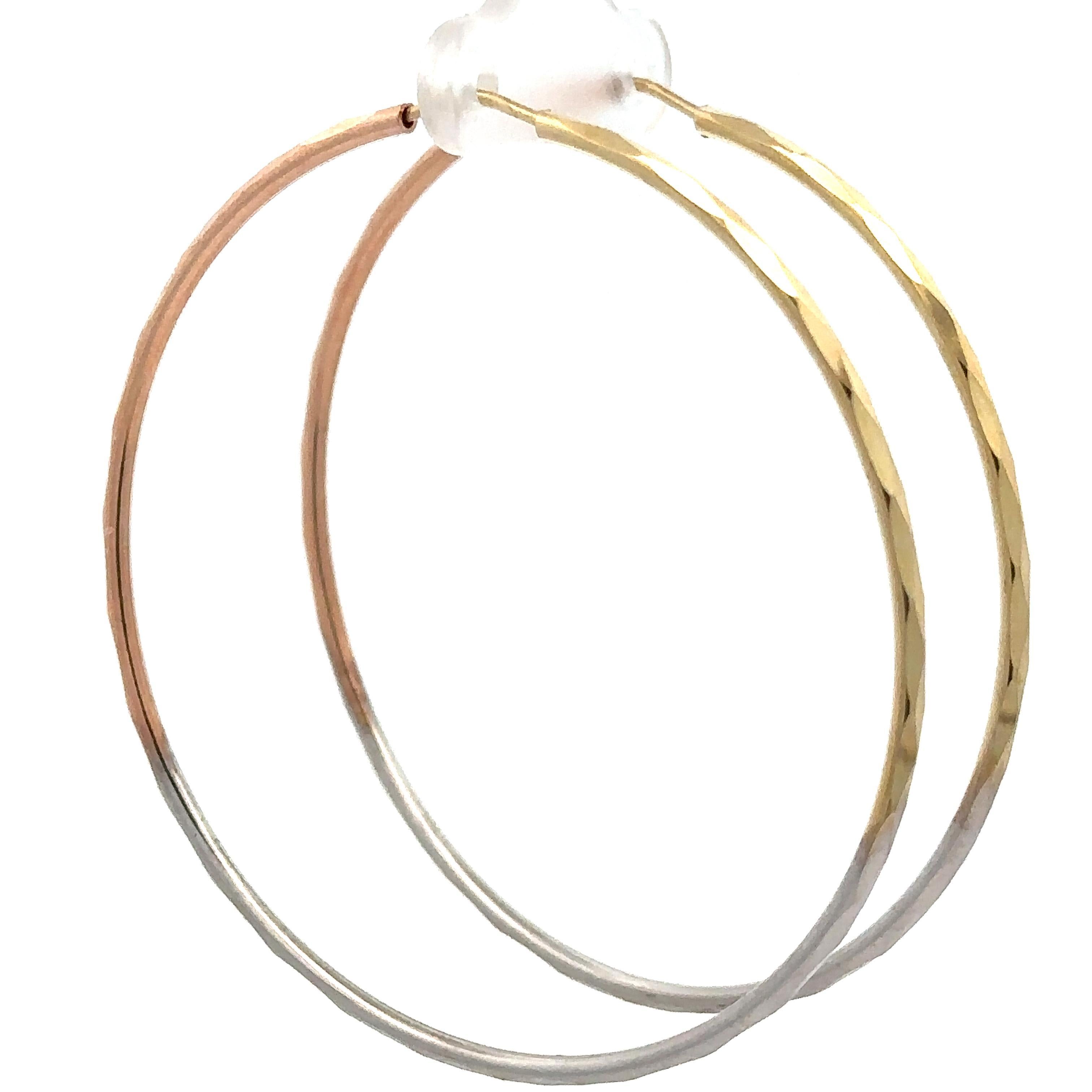 Pendientes de aro de tubo facetado de oro amarillo rosa y blanco macizo de 14k de 58 mm en venta 4