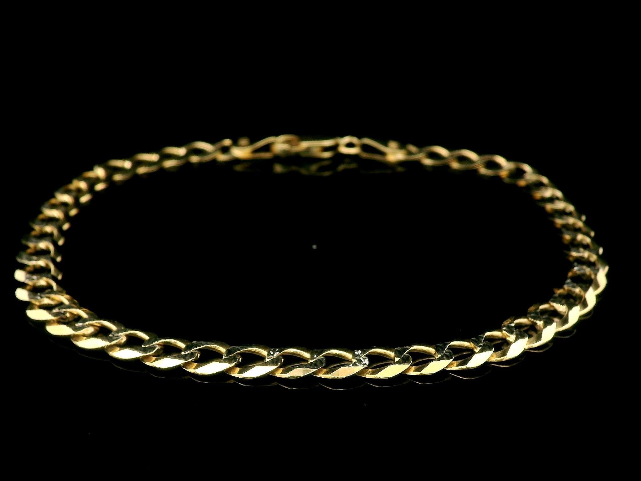 Bracelet en or jaune et blanc 14k massif avec chaîne cubaine classique à maillons courts, taillée en diamant Unisexe en vente