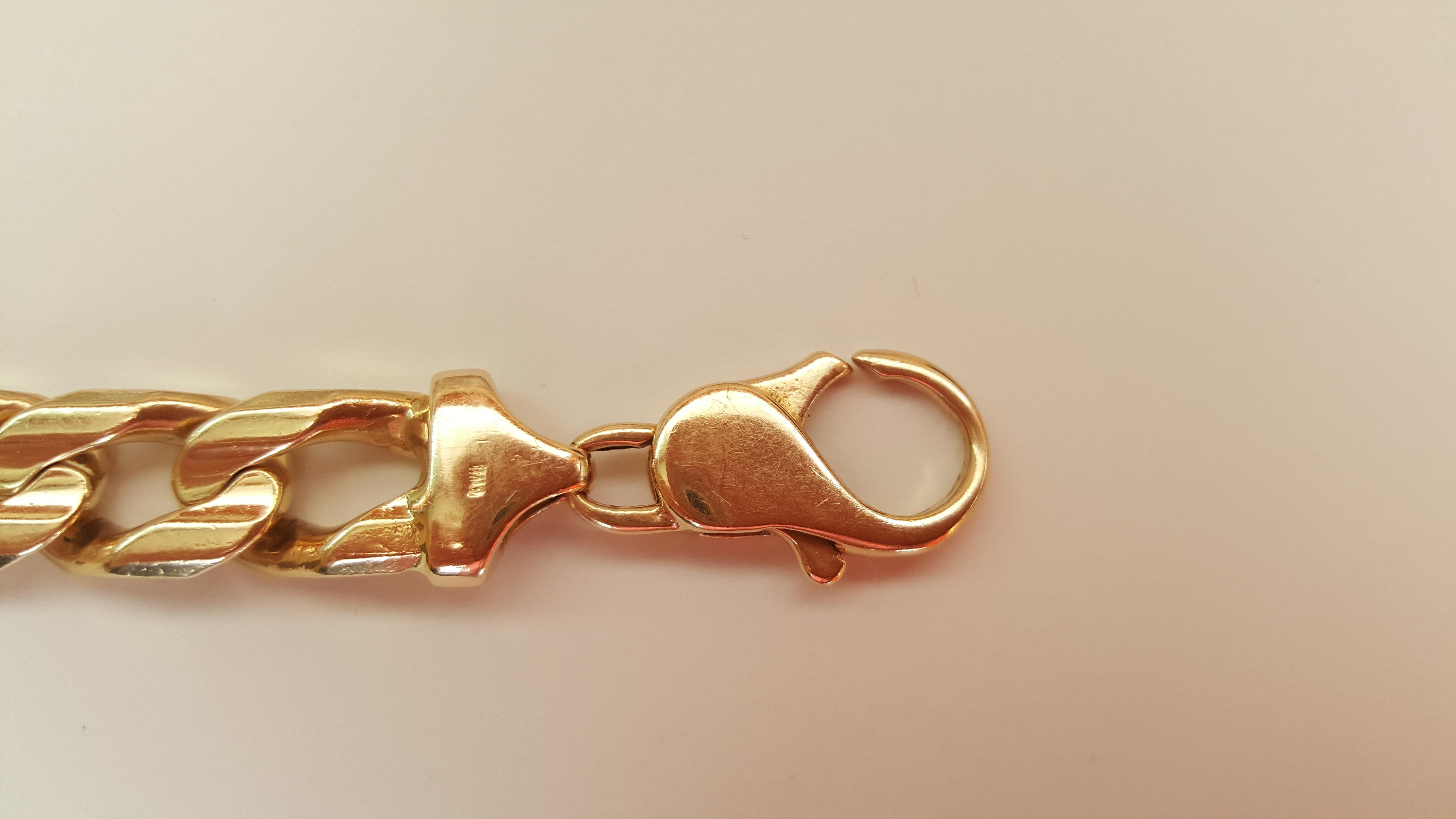 Solid 14 Karat Yellow Gold Figaro Link Bracelet, Italian, 72.4 Grams In Good Condition In Rancho Santa Fe, CA