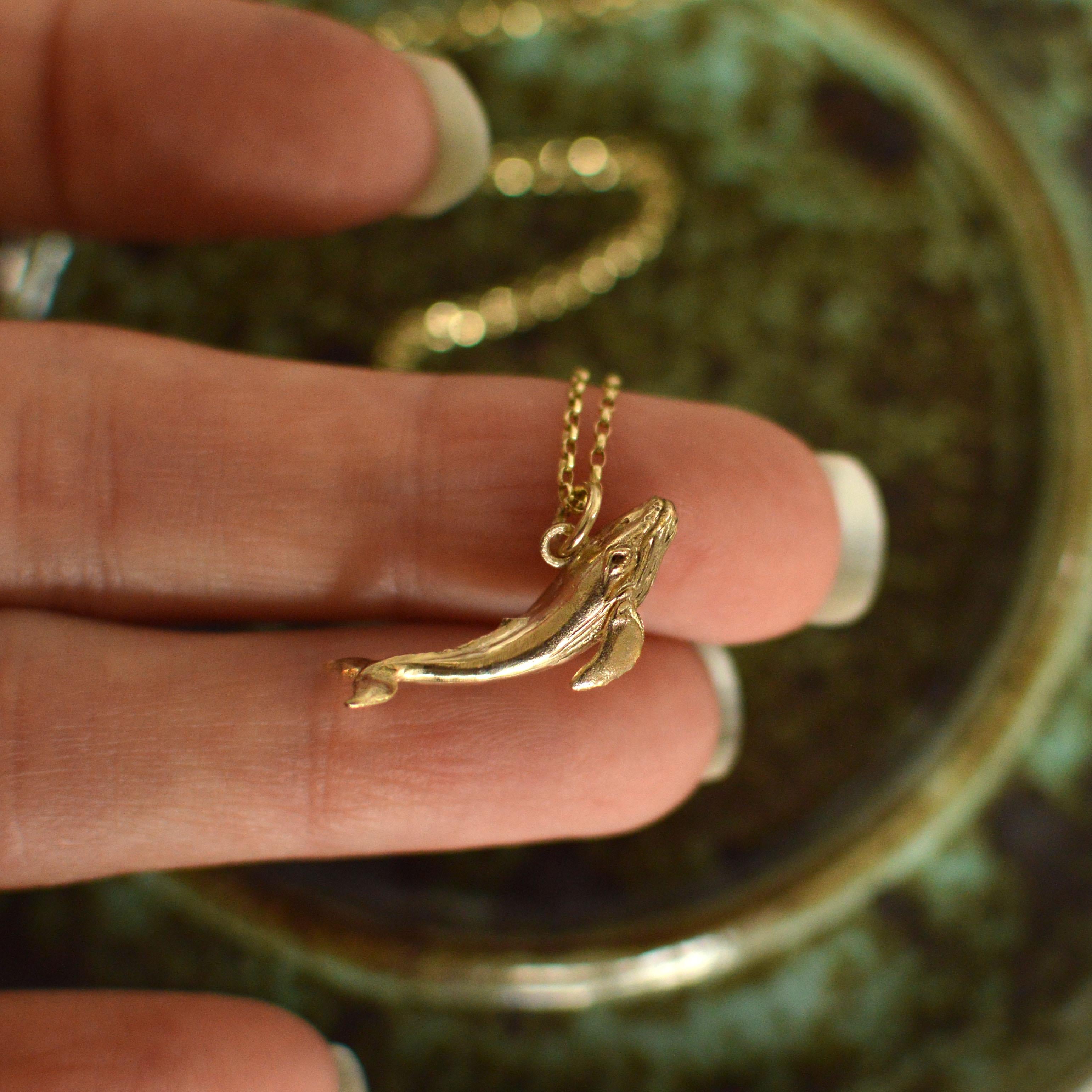 Solid 18 Carat Gold Baby Whale Pendant by Lucy Stopes-Roe In New Condition For Sale In London, GB