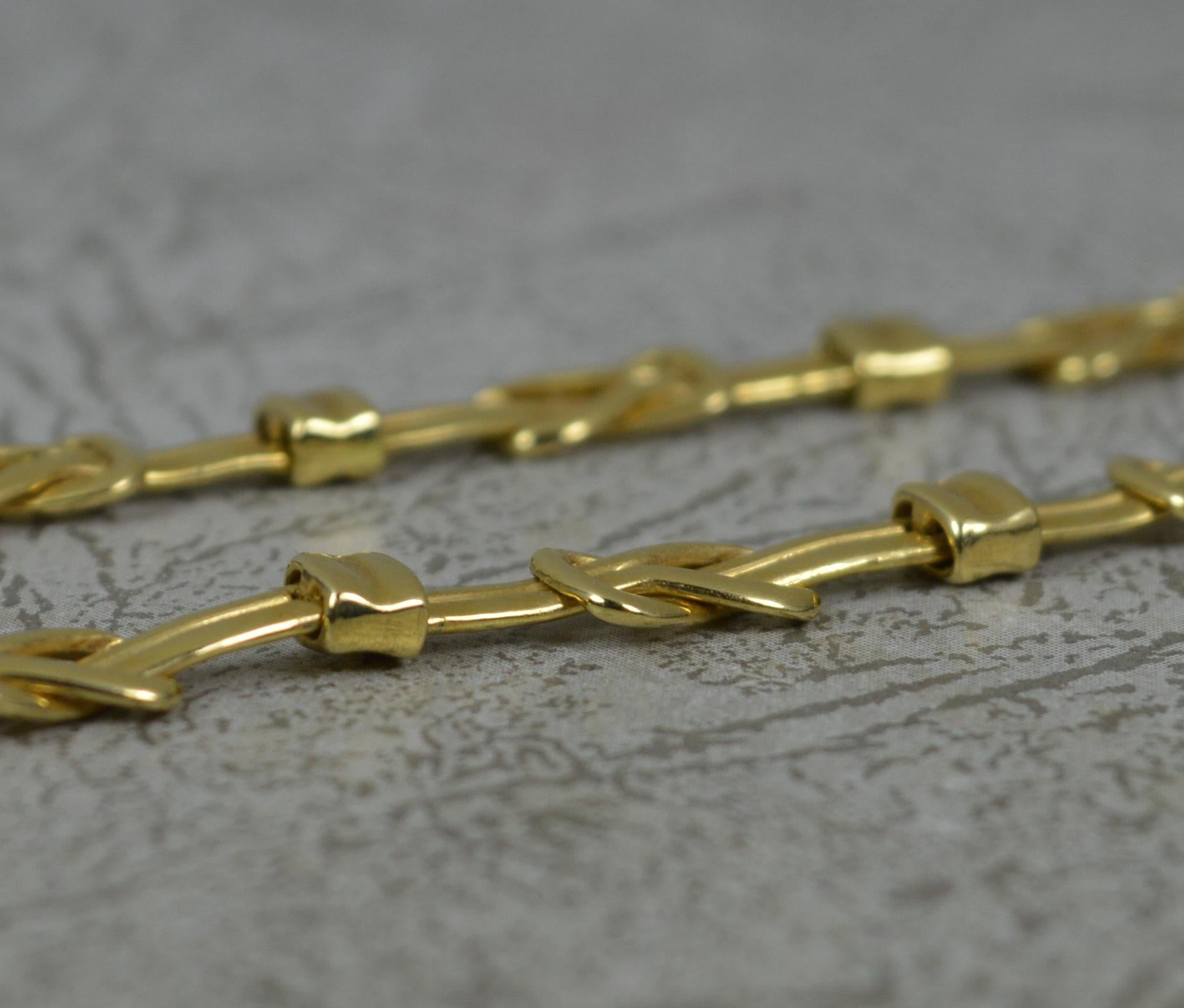 Massive 18 Karat Gelbgold Kiss Link Halskette Kette für Damen oder Herren