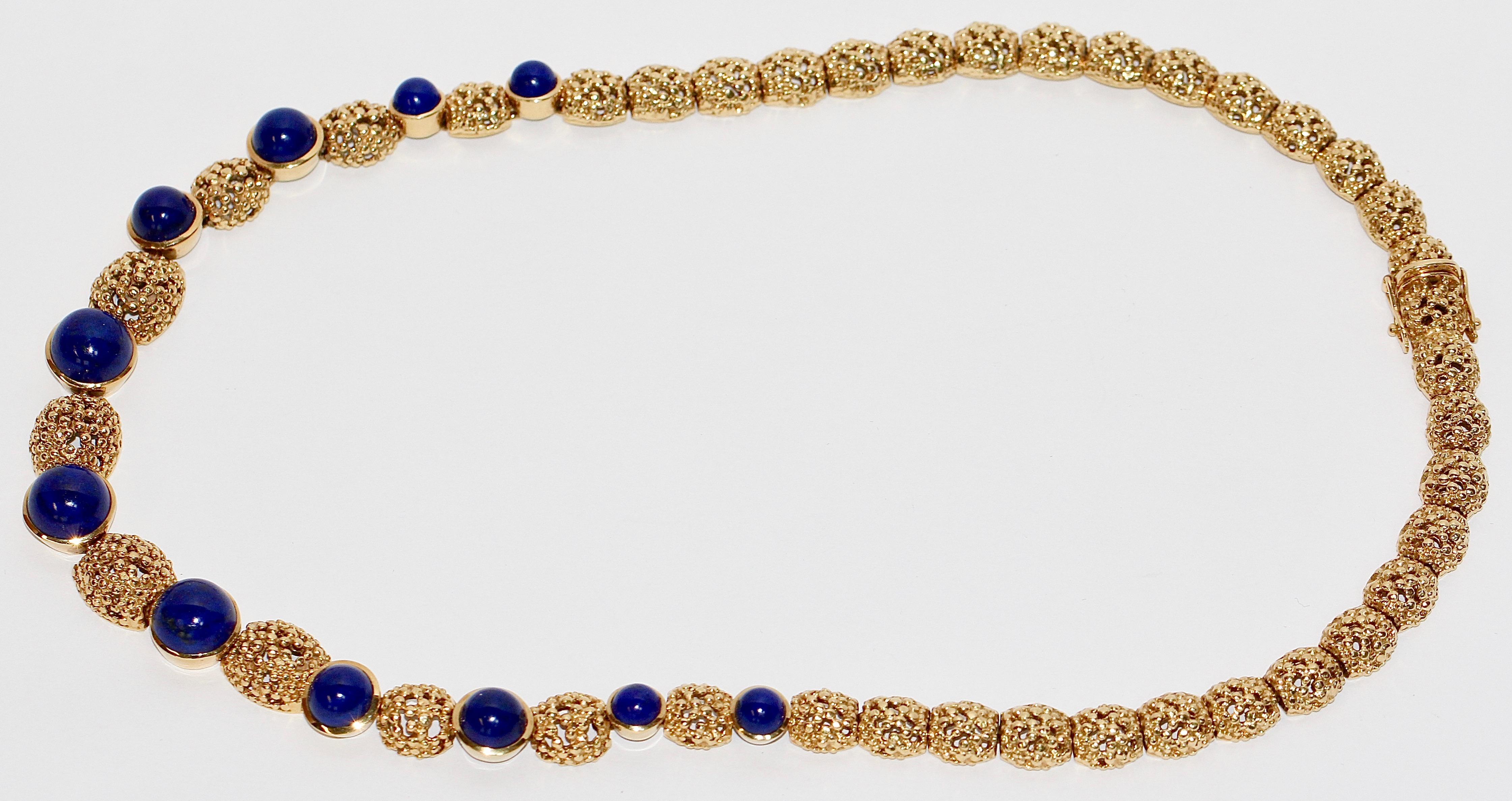 Women's Solid 18 Karat Gold Necklace with Lapis Lazuli