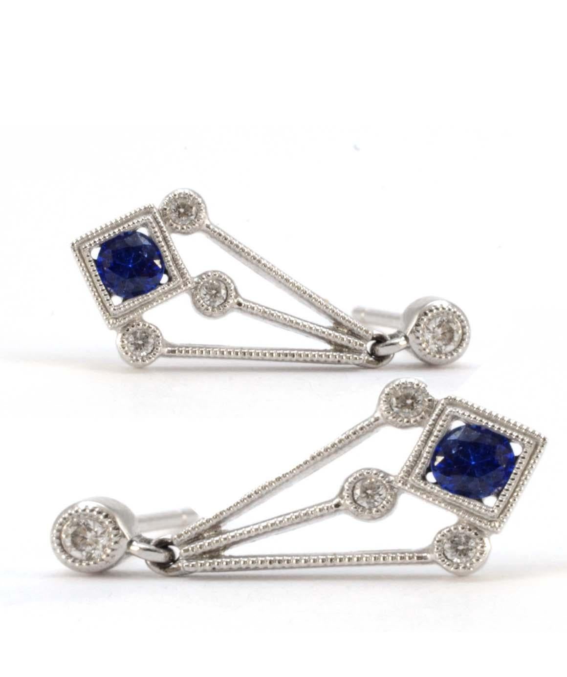 Solid 18 Karat White Gold Sapphire and Diamond Dangle Earrings 3.3g In Excellent Condition In Manchester, NH