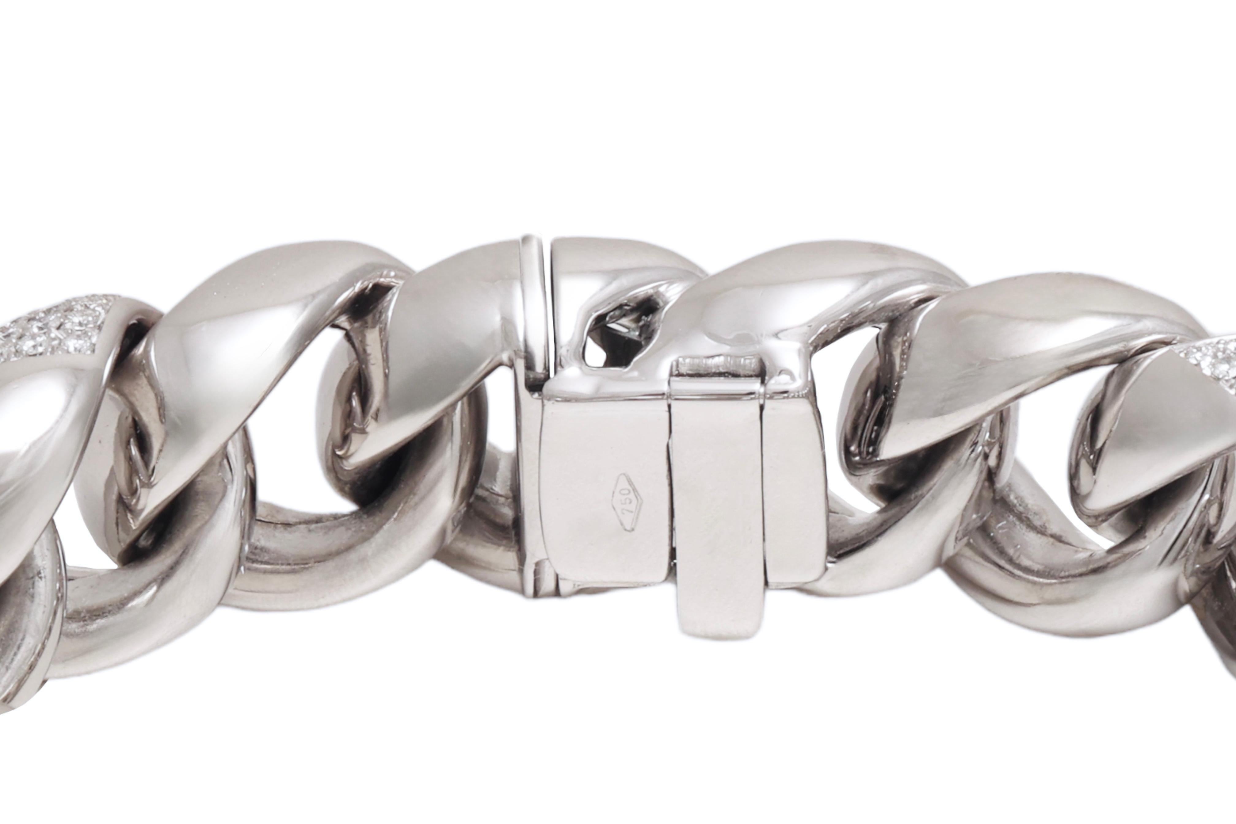 Oro blanco macizo de 18 kt Pulsera de cadena engastada con pavé de 6 ct de diamantes en venta 1