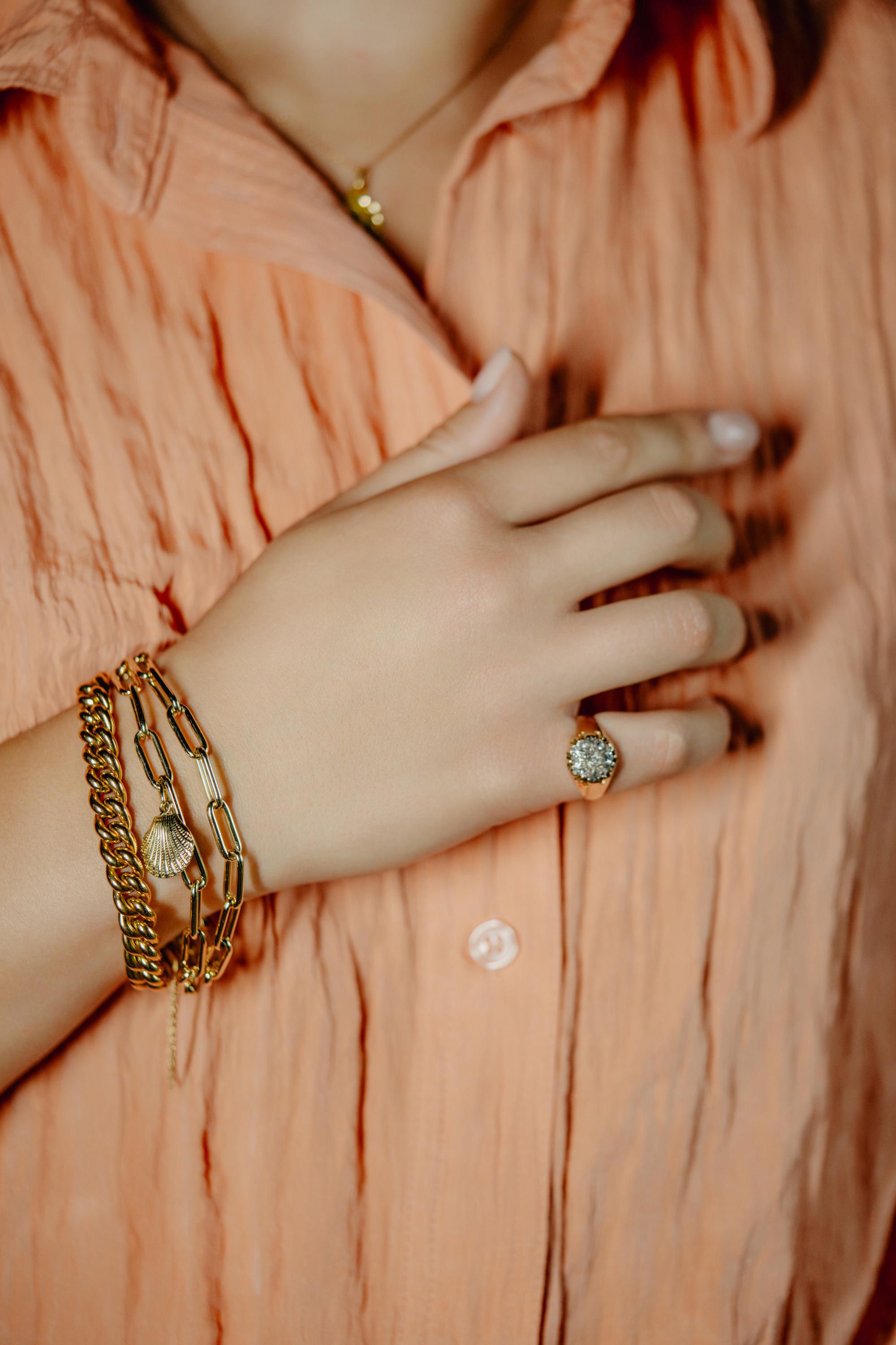 Armband aus massivem 18 Karat 750 Gelbgold Unisex mit geschwungener Kette, stapelbar 2