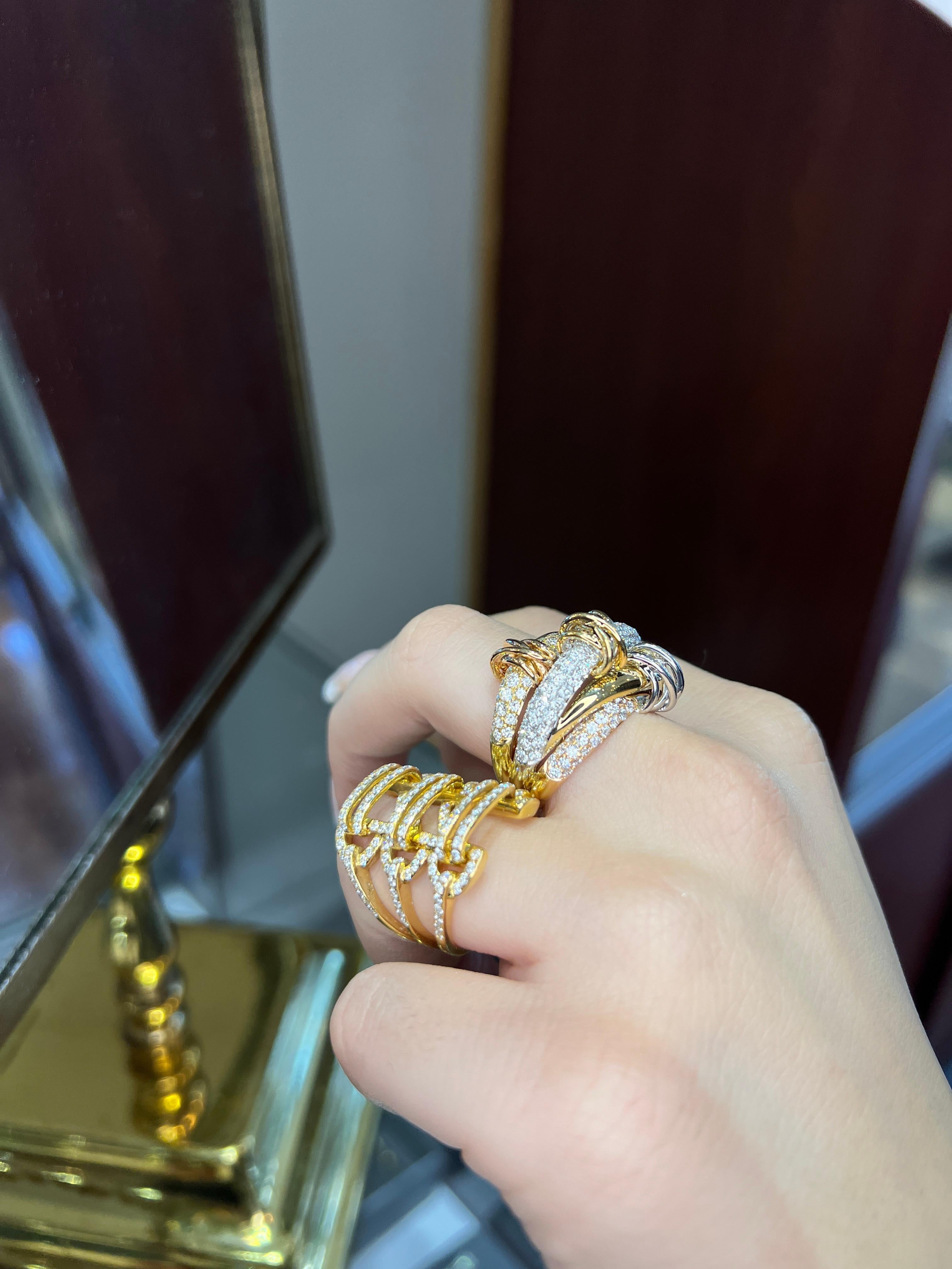 Donna Anello con corsetto in oro massiccio 18k e diamanti in stile italiano pesante da 2,00 carati in vendita