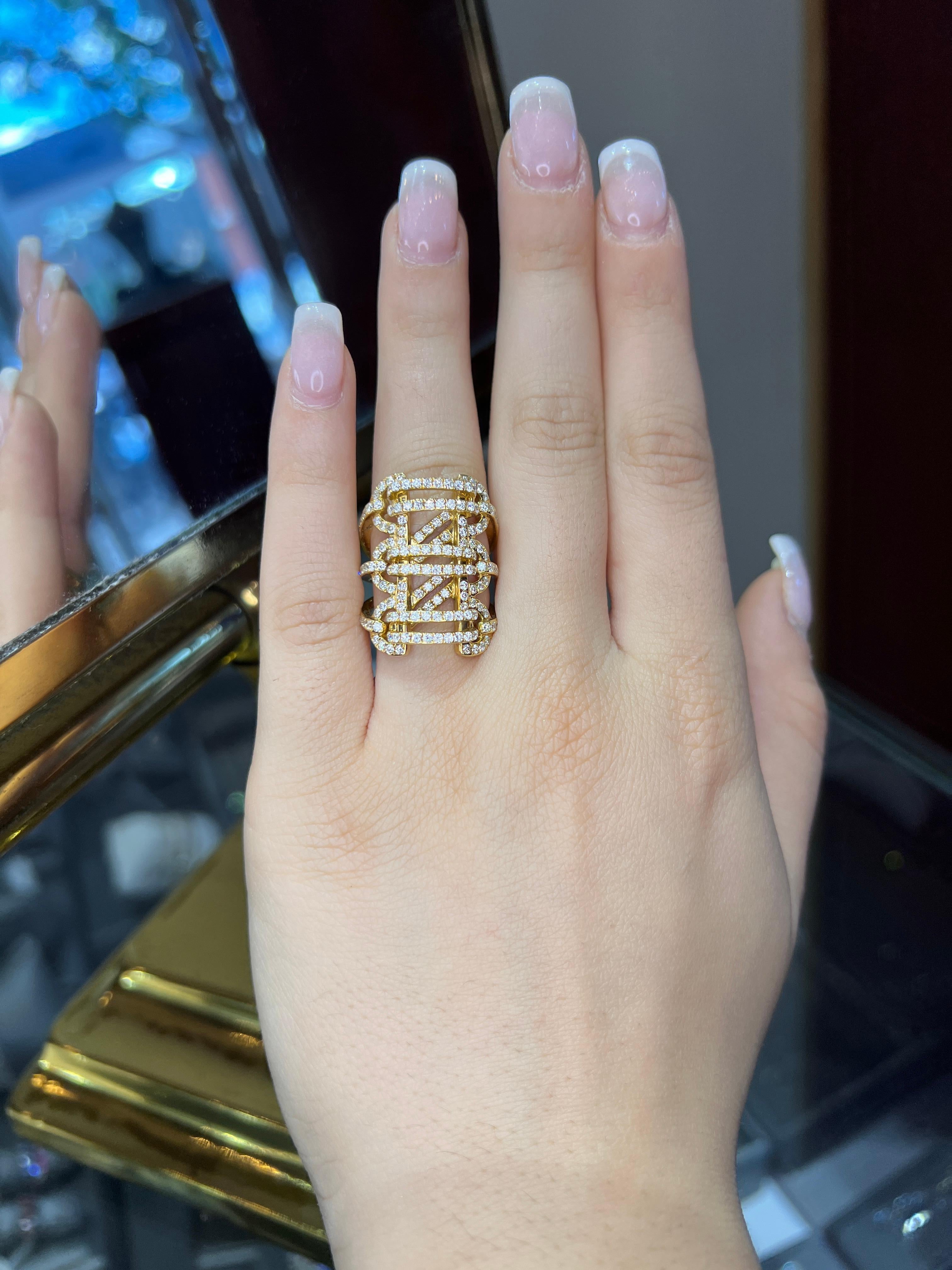 Anello con corsetto in oro massiccio 18k e diamanti in stile italiano pesante da 2,00 carati in vendita 2