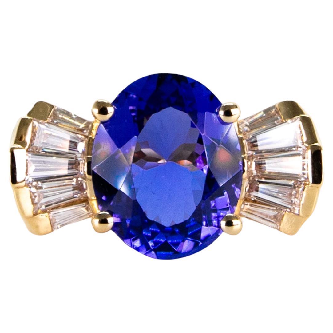 Solid 18K Gold Chunky 80s Tanzanite and Diamond Cocktail Ring For Sale