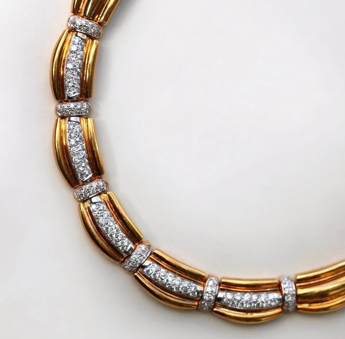 Collier en or massif 18 carats avec 131 diamants Excellent état - En vente à NEW ORLEANS, LA