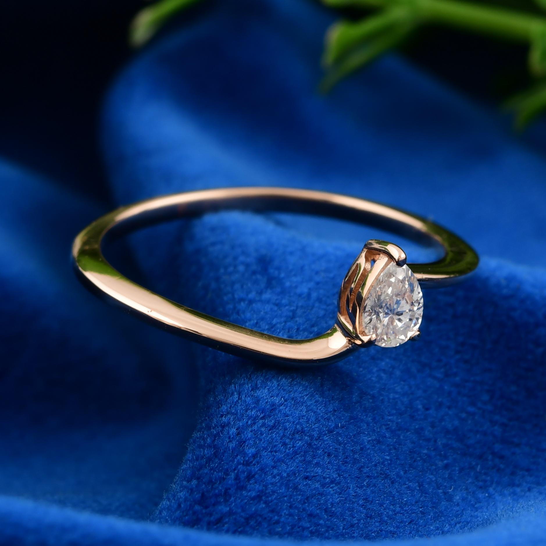 For Sale:  Solid 18k Rose Gold Tiny Pear Cut 0.19 Carat Diamond Ring Gift for Her 7