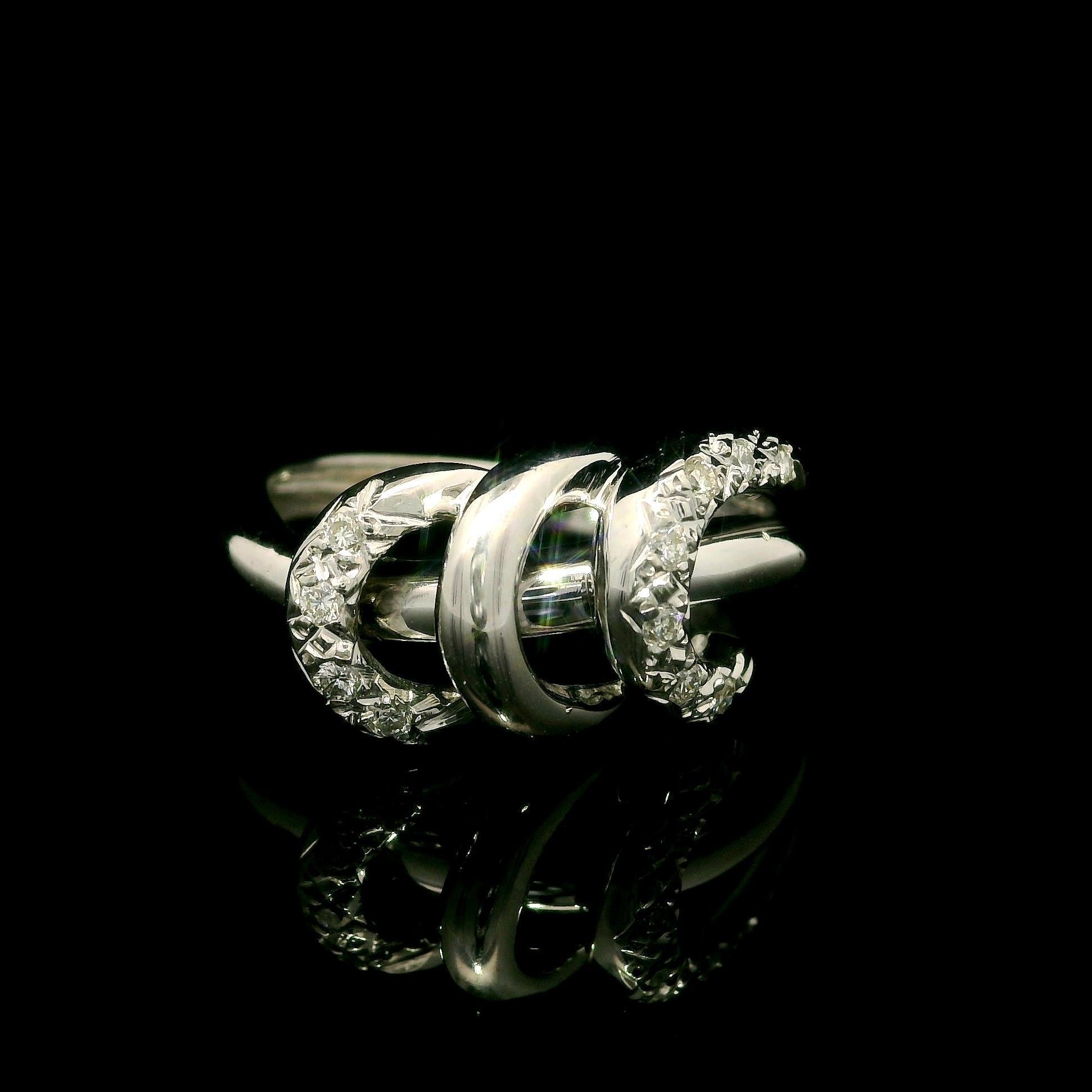 Anillo abstracto de oro blanco macizo de 18 quilates con diamantes engastados en pavé de 0,11 quilates en venta 1