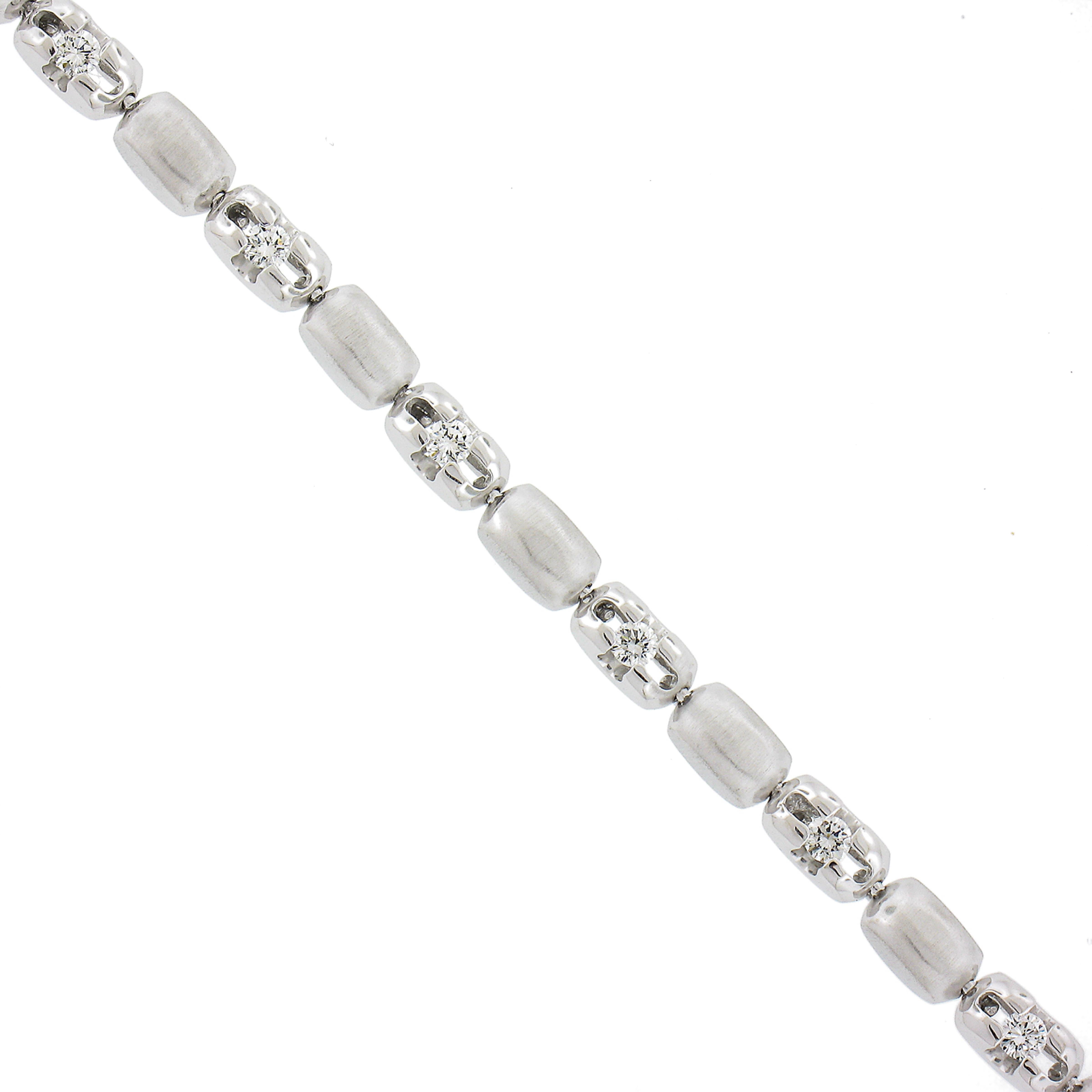 Women's Solid 18k White Gold 0.60ctw Round Prong Diamond Dual Finish Line Link Bracelet For Sale