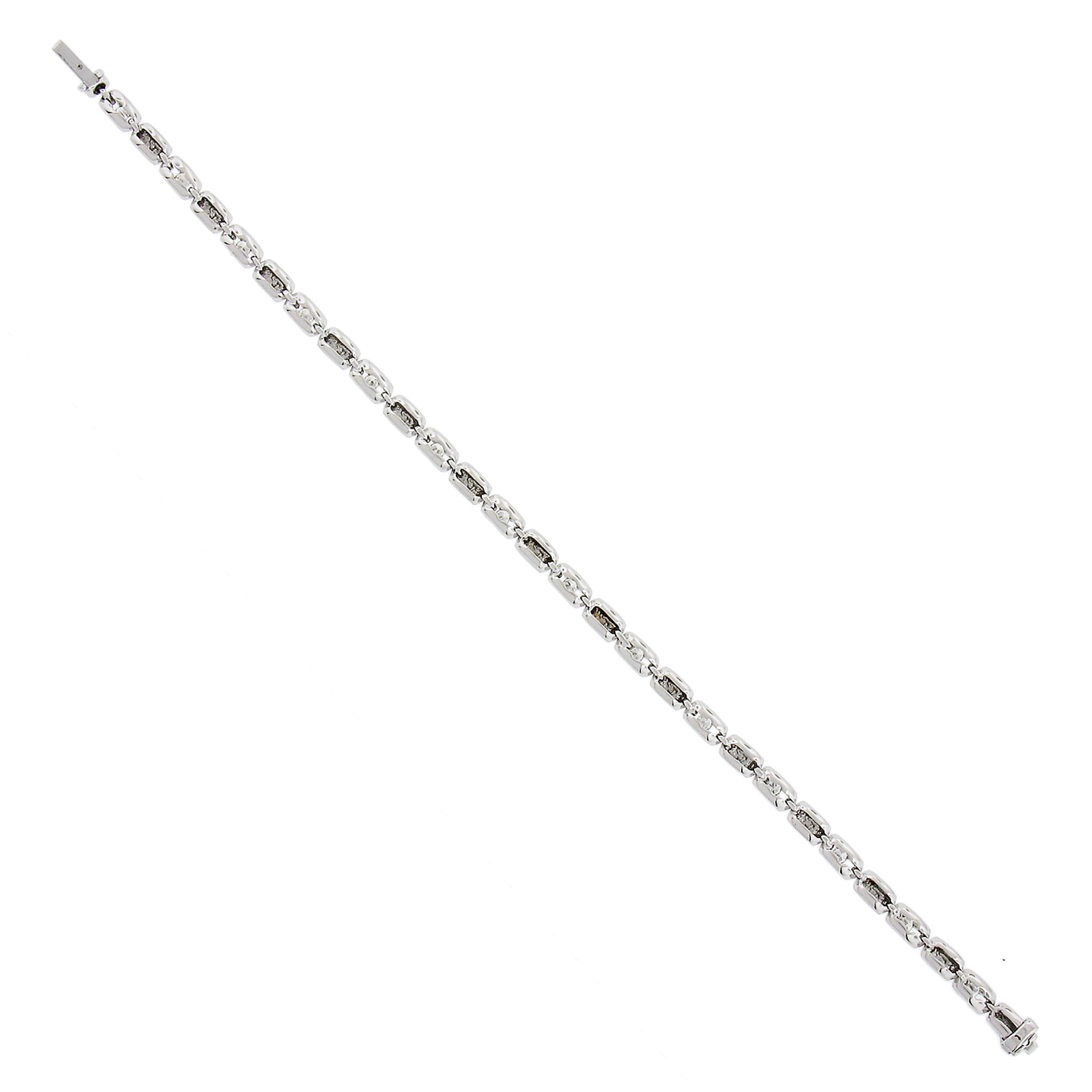 Solid 18k White Gold 0.60ctw Round Prong Diamond Dual Finish Line Link Bracelet For Sale 1
