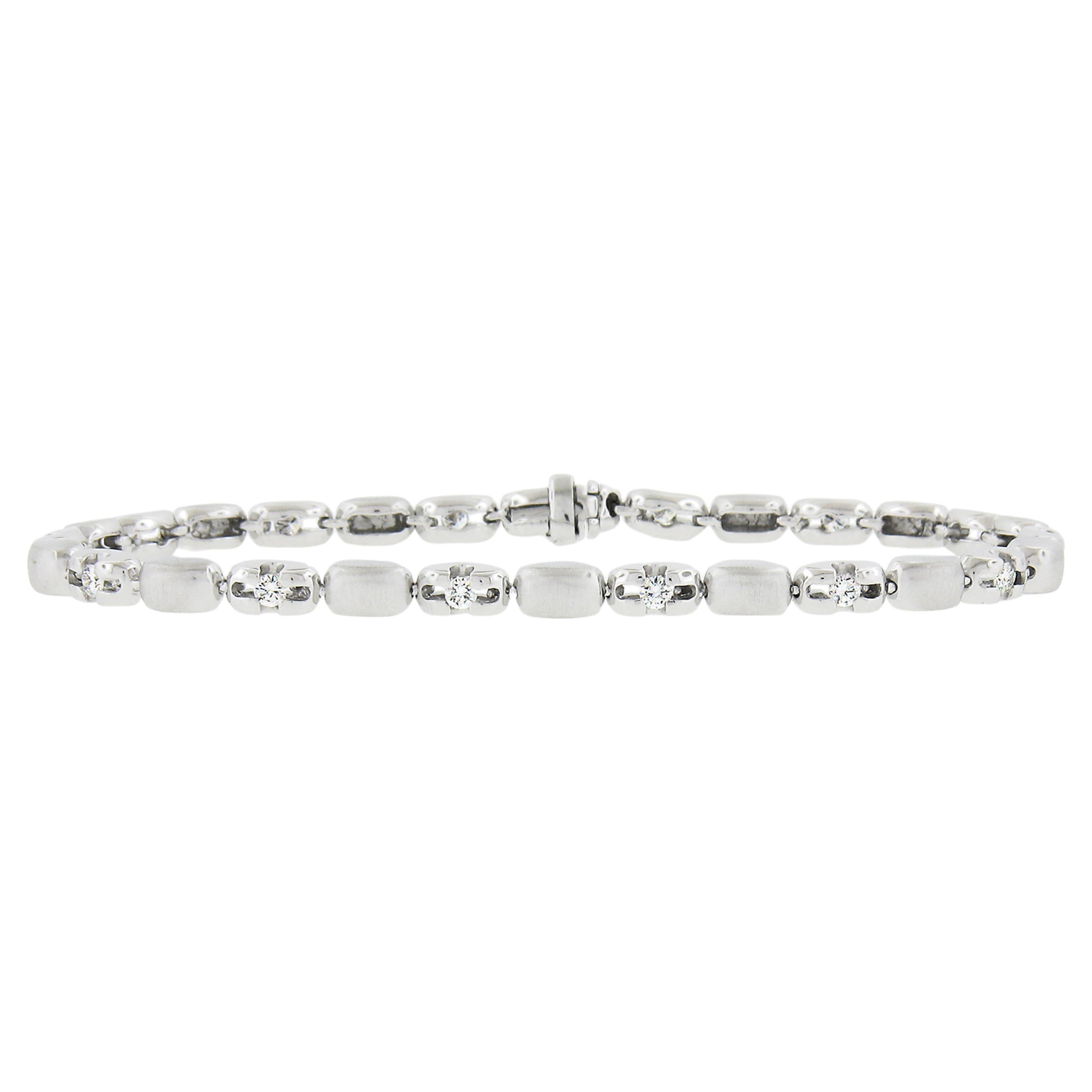 Solid 18k White Gold 0.60ctw Round Prong Diamond Dual Finish Line Link Bracelet For Sale