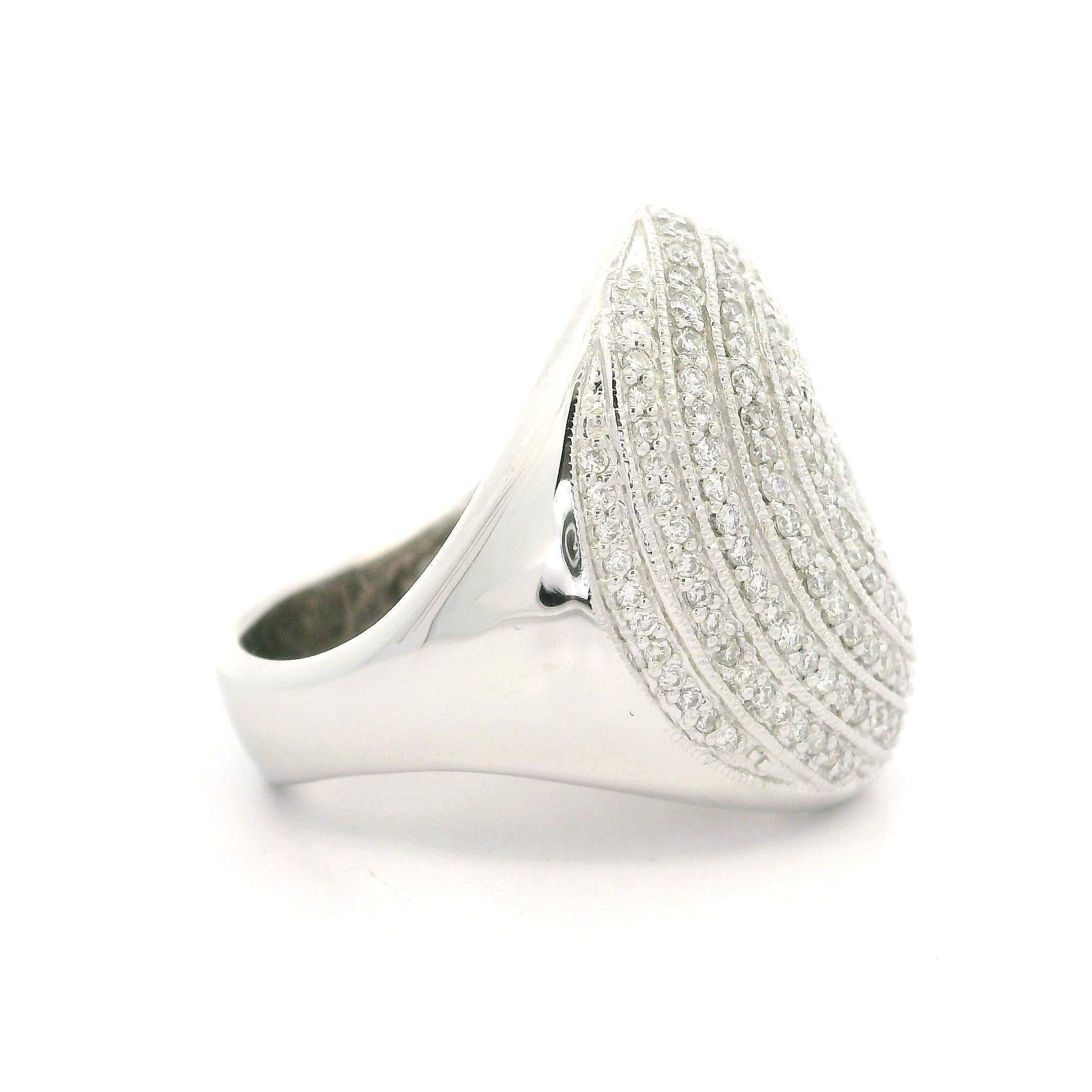 Solide 18k Weißgold 1,0ctw Diamant verkrustete konkaven Wirbel breite Band Ring im Angebot 4