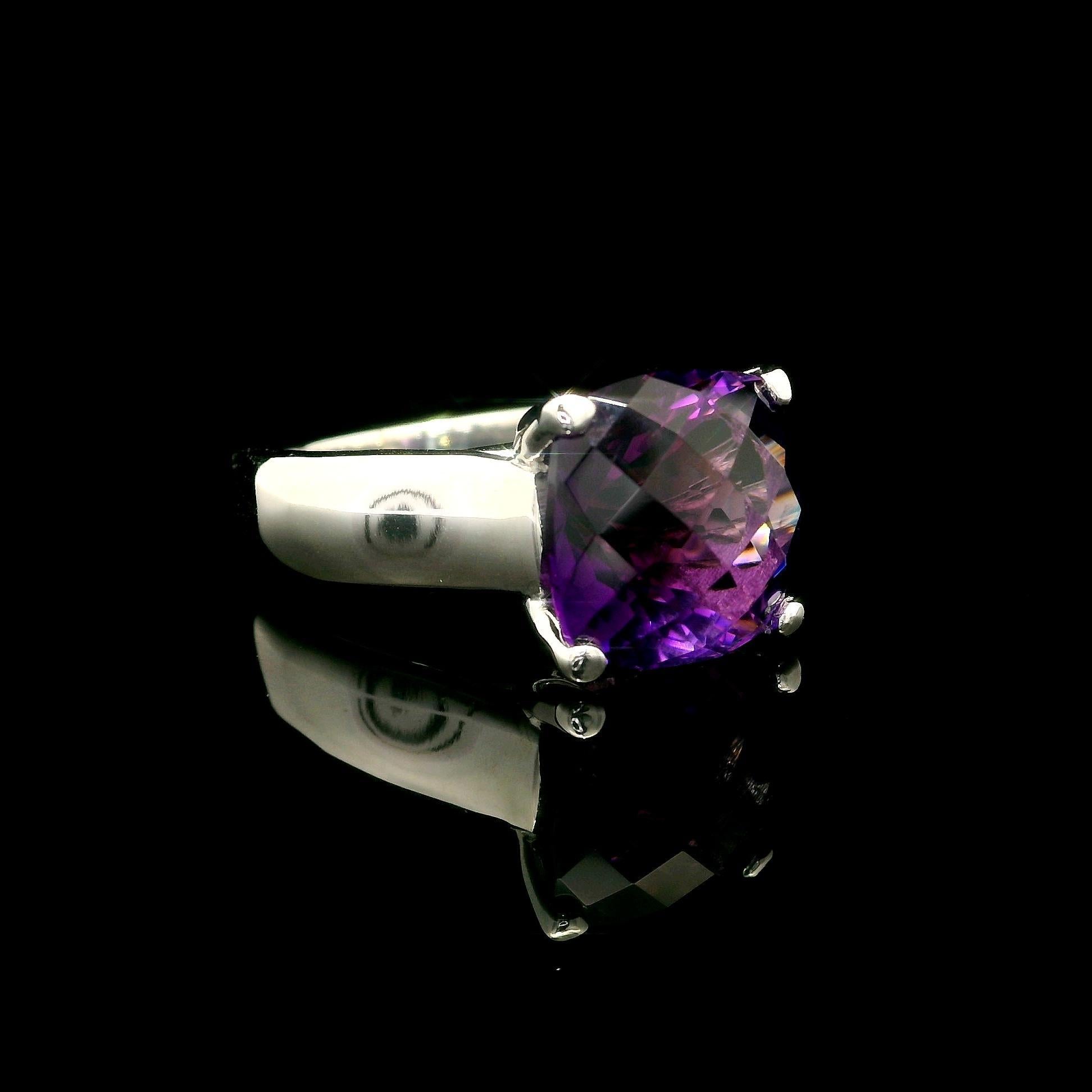 Solid 18k White Gold 4.5ct Square Cushion Deep Purple Amethyst Solitaire Ring For Sale 3