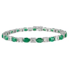 Bracelet tennis en or blanc massif 18 carats avec émeraudes naturelles de 6,64 carats et diamants