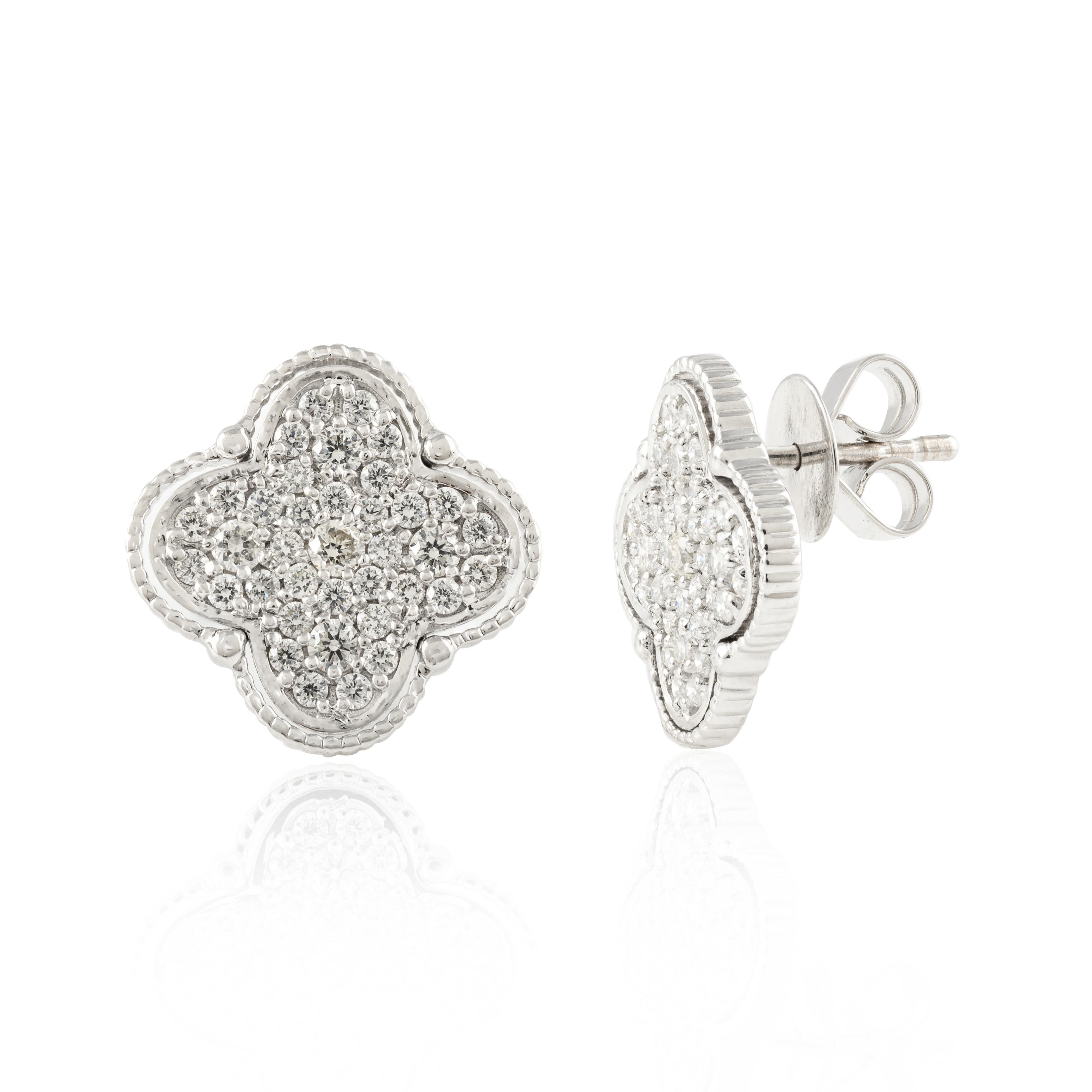 Statement Pave Diamond Clover Studs Earrings in 18K Gold to make a statement with your look. You shall need stud earrings to make a statement with your look. These earrings create a sparkling, luxurious look featuring round cut diamonds.
April
