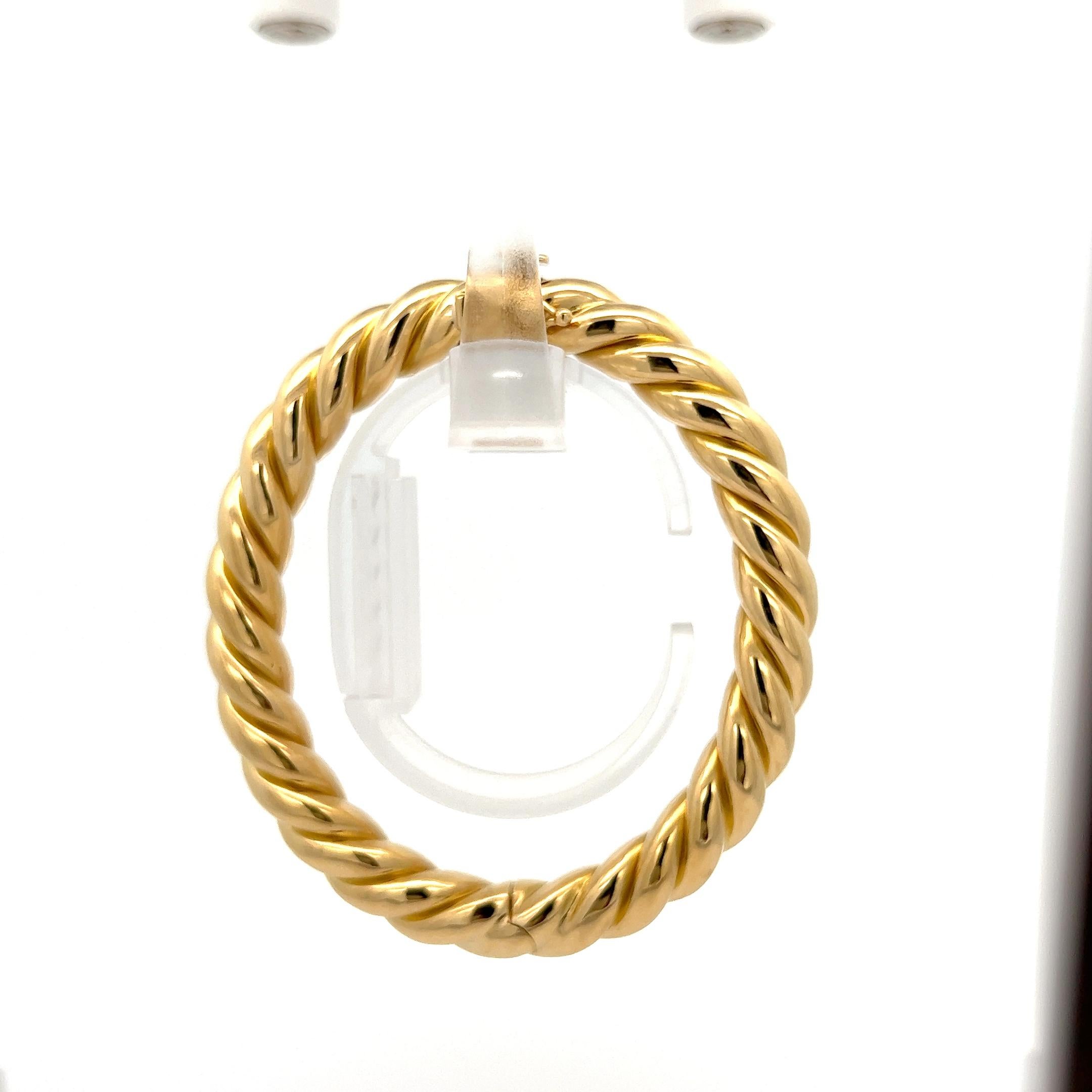 Solid 18K Yellow Gold 7
