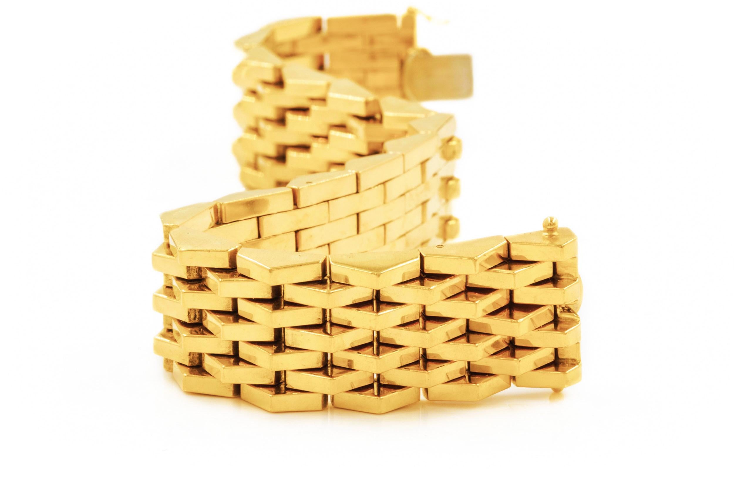 Mid-Century Modern Solid 18k Yellow Gold Bracelet with Pentagonal Links, 7 1/4