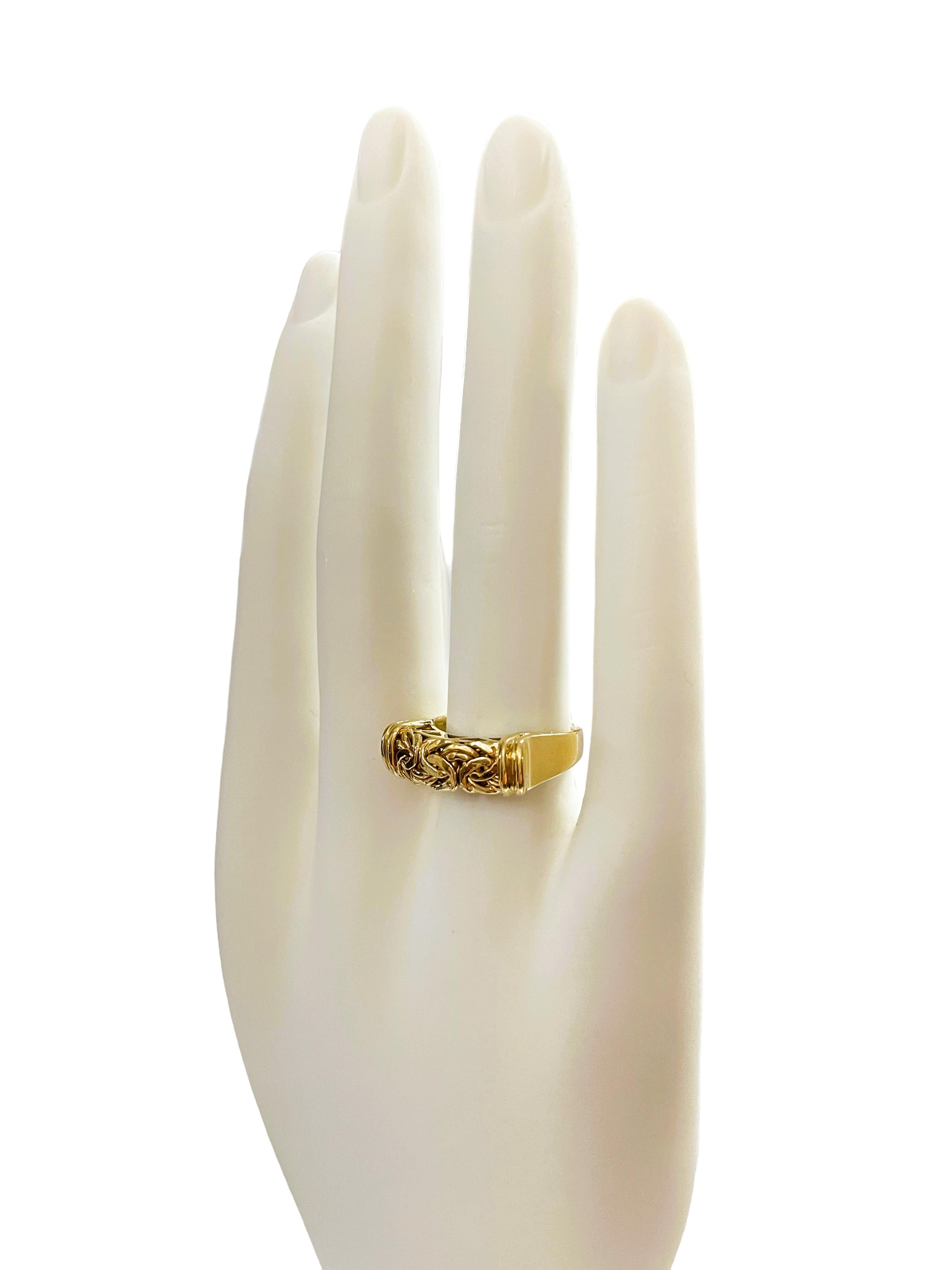Solid 18k Yellow Gold Fancy Byzantine Ring For Sale at 1stDibs