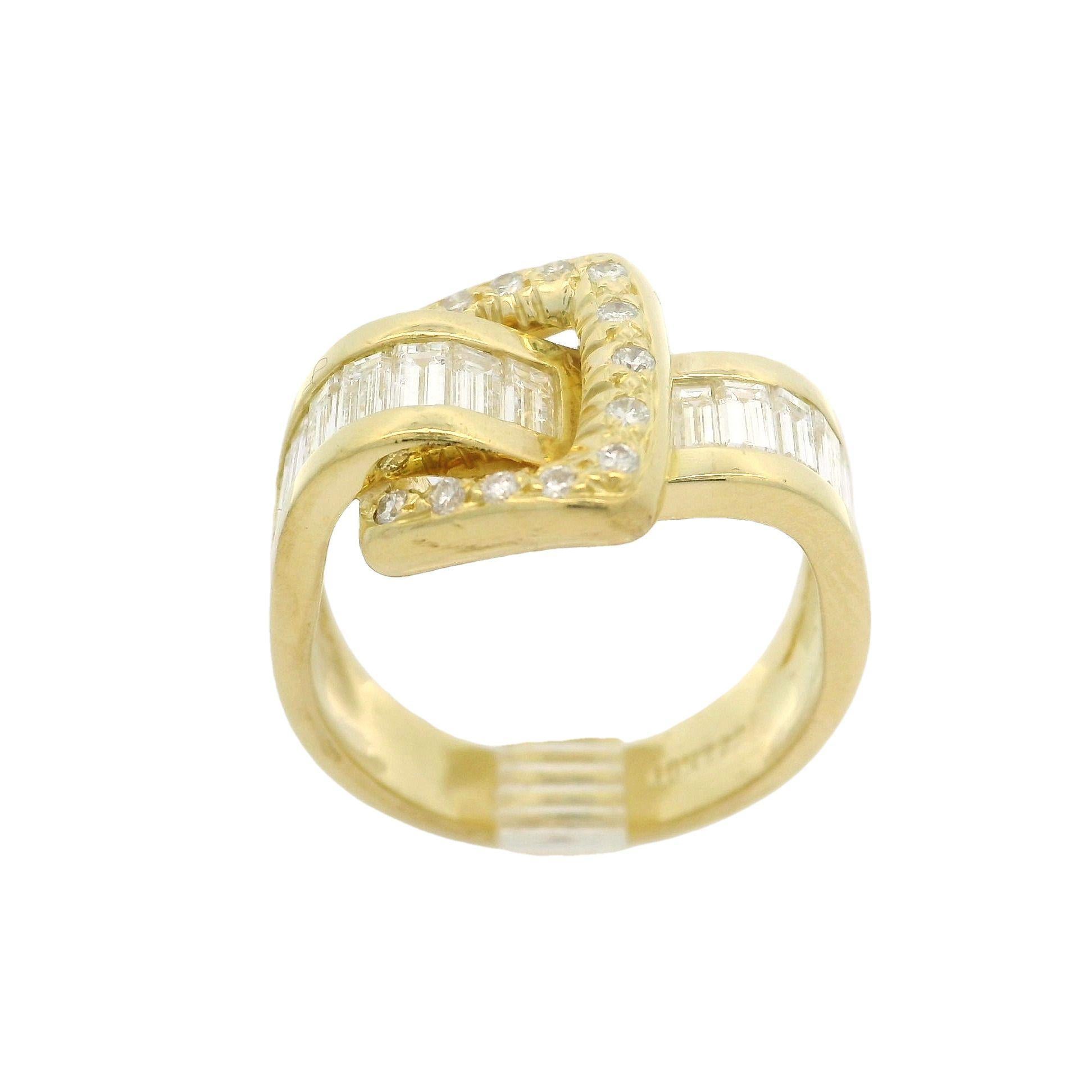 Bague à boucle de 12,9 mm en or jaune massif 18 carats de haute qualité avec diamants de 1,60 ctw en vente 8